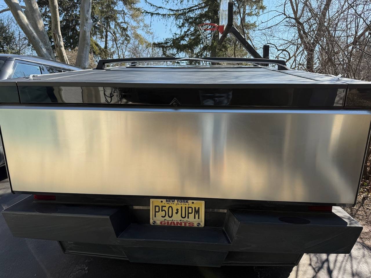 cleaned-tailgate-magnets-1-jpeg.jpg