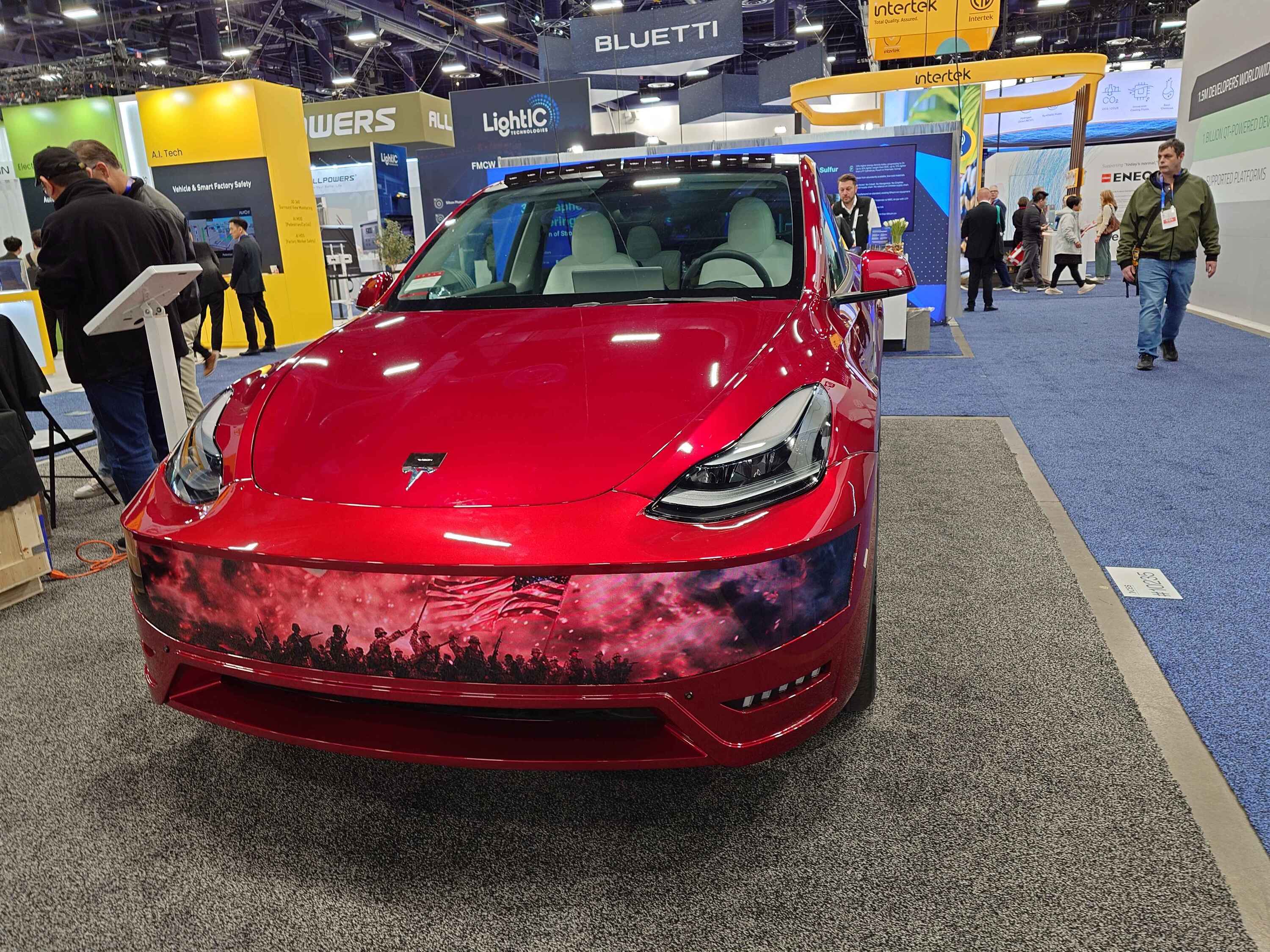 Tesla Cybertruck Lamborghini Owners Now Hunting Down Cybertrucks? 20250108_112825