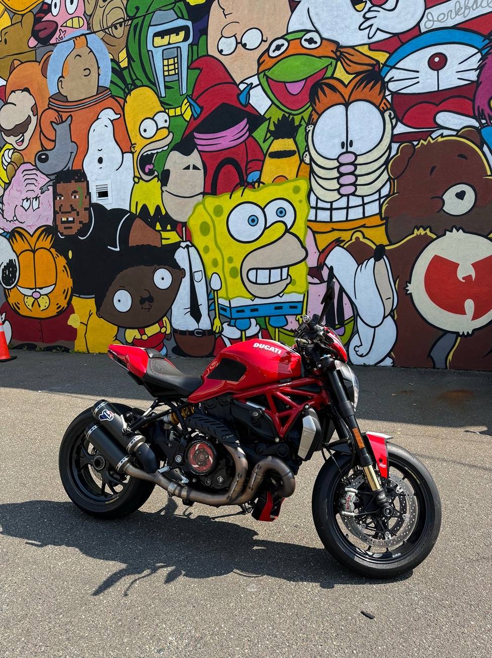 Tesla Cybertruck Ducati Panigale successfully loaded in CT! Post your motorcycles in bed IMG_1754