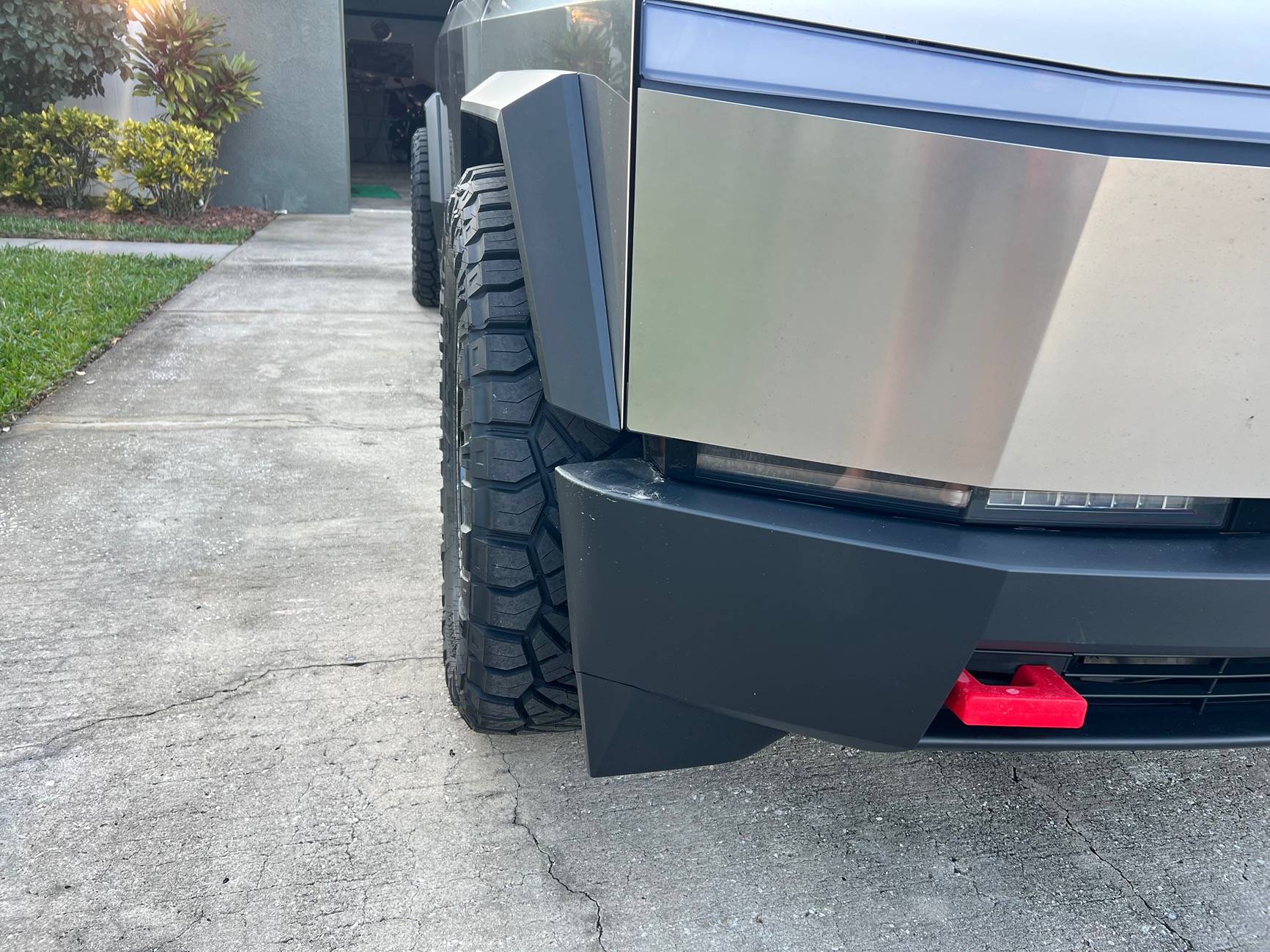 Tesla Cybertruck Cybertruck Aftermarket Wheels & Tires Photos + Info Compilation IMG_4518