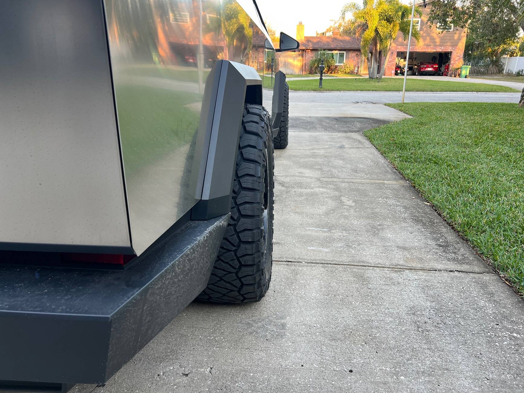 Tesla Cybertruck Cybertruck Aftermarket Wheels & Tires Photos + Info Compilation IMG_4517