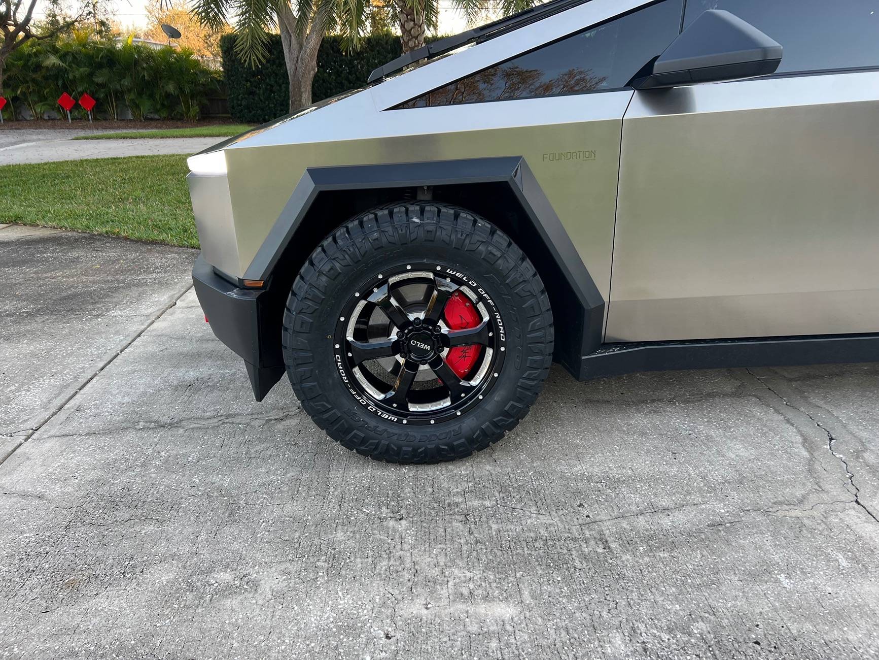 Tesla Cybertruck Cybertruck Aftermarket Wheels & Tires Photos + Info Compilation IMG_4512