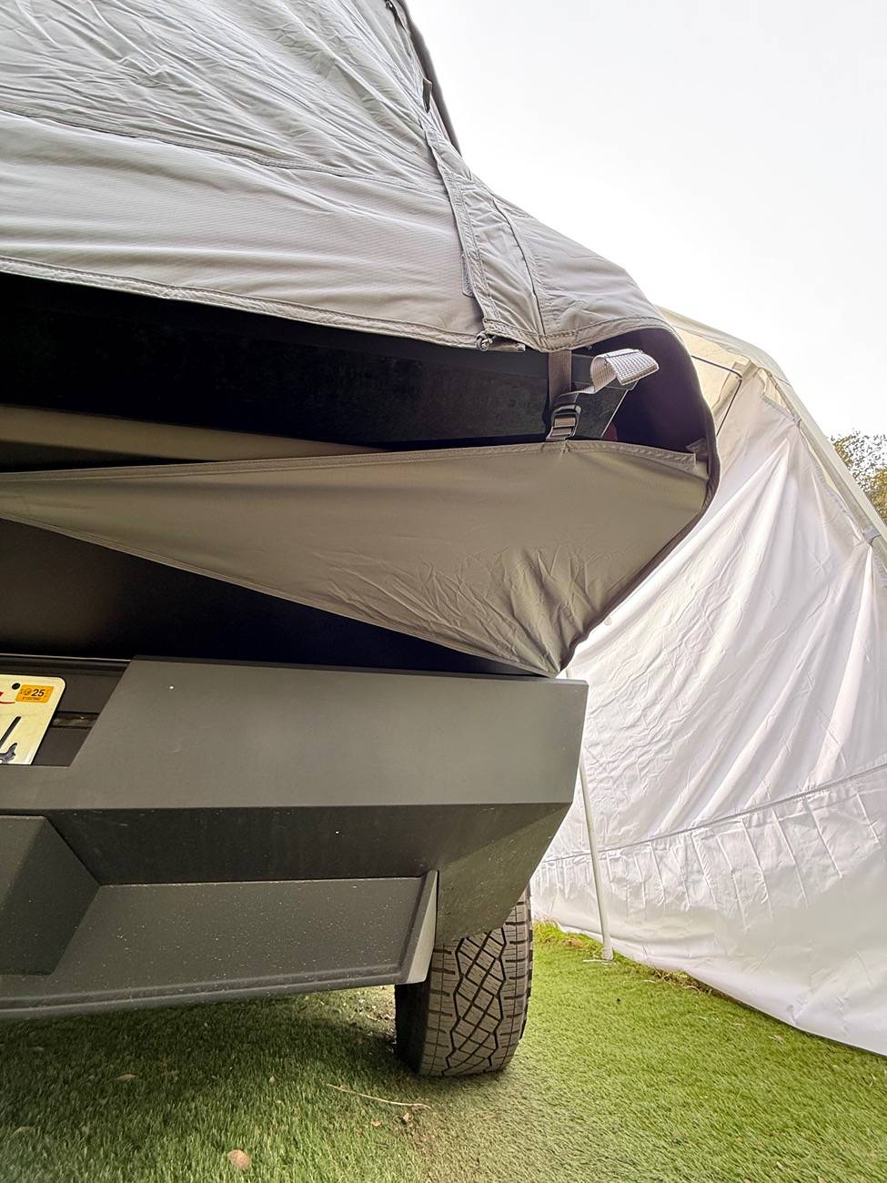 Tesla Cybertruck Cybertent back in stock IMG_1535