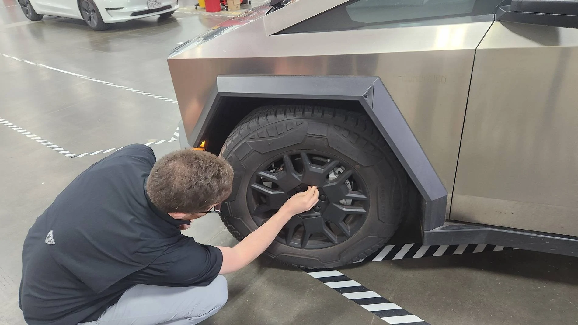 Tesla Cybertruck Tire Rotation - how you getting it done? 20250224_083618