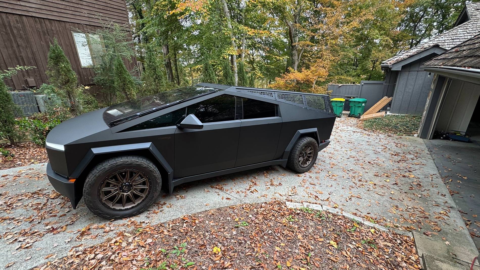 Tesla Cybertruck Introducing Urander Flat Panel Rack – In Stock & Ready to Ship! IMG_7733.JPG
