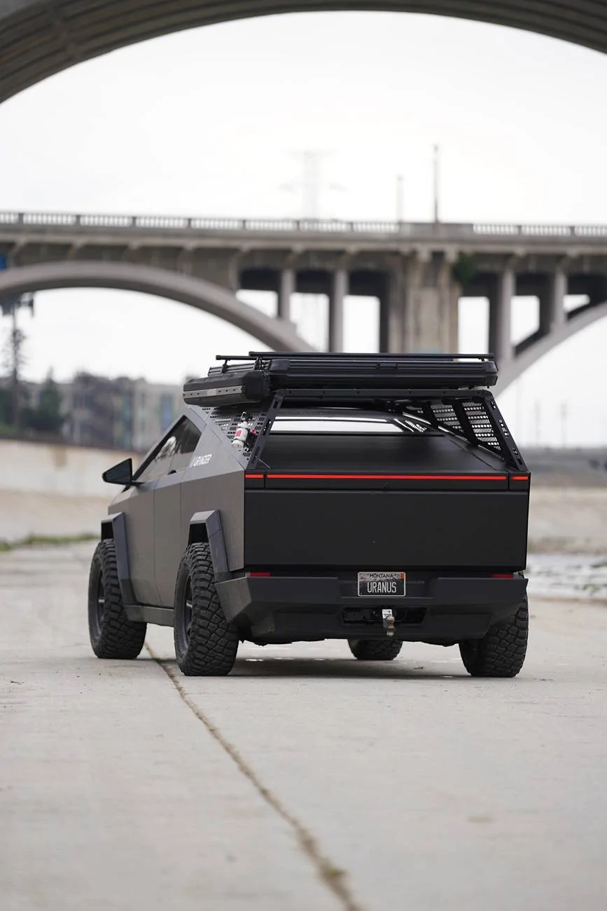 Tesla Cybertruck Introducing Urander Flat Panel Rack – In Stock & Ready to Ship! DSC02669