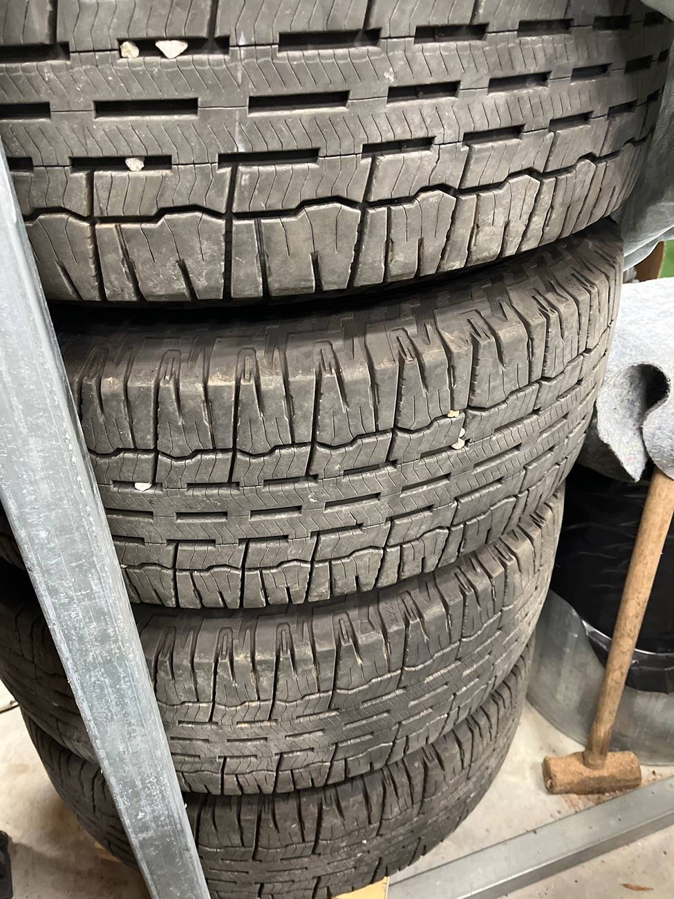 Tesla Cybertruck Looking at replacement tires for Cybertruck (BFG KO3 & Michelin Defender), pros and cons image