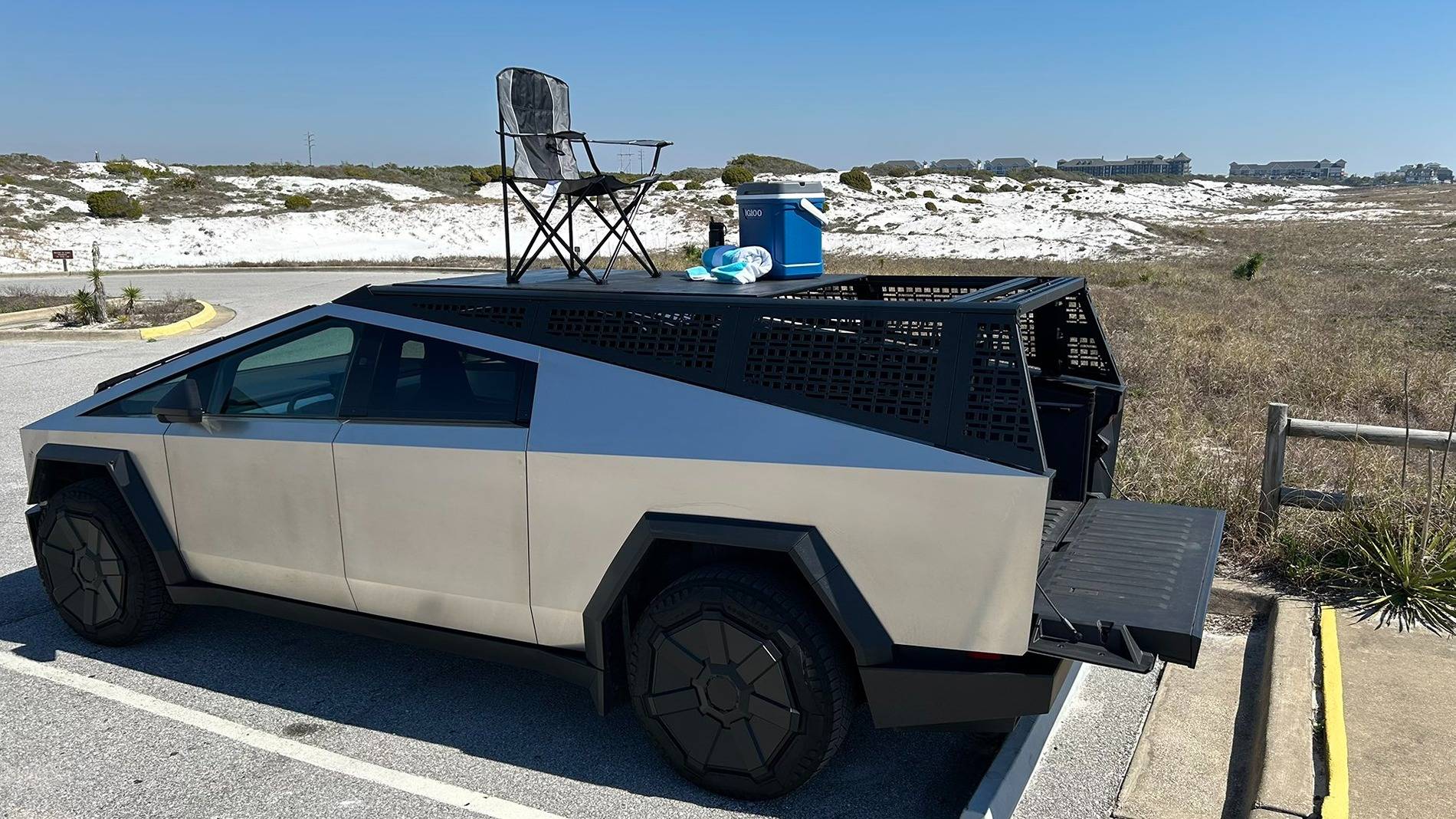 Tesla Cybertruck Introducing Urander Flat Panel Rack – In Stock & Ready to Ship! IMG_7484.JPG