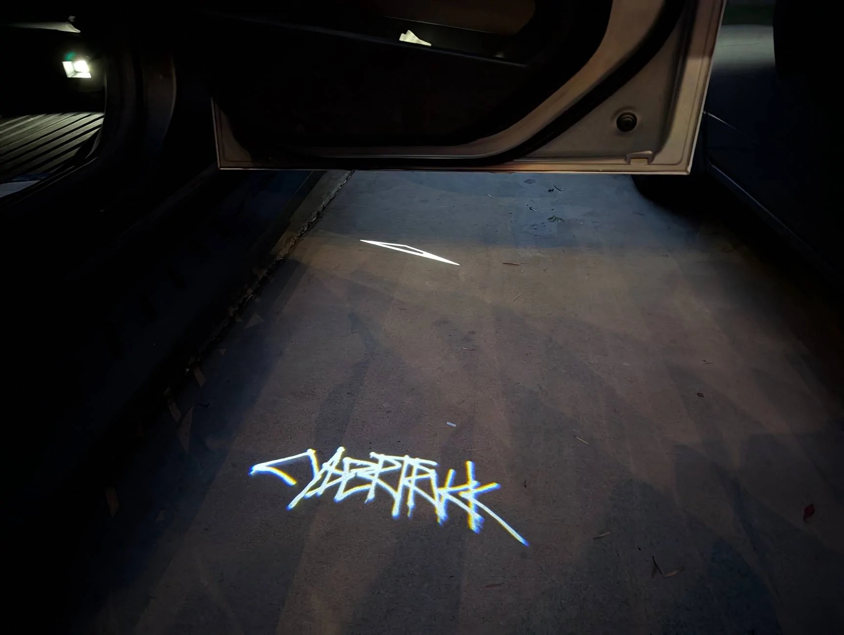 Tesla Cybertruck Aftermarket projector puddle lights available 1000026193