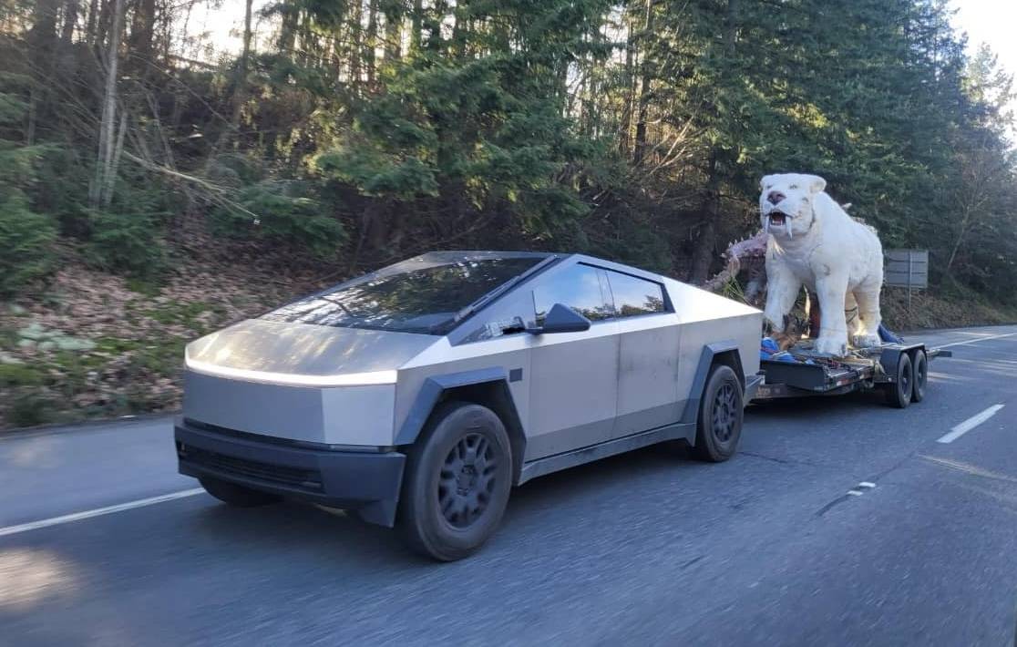 Tesla Cybertruck Daily random Cybertruck photos thread - Post Yours! 📸 🤳 481235313_4063839980558998_4387636621929680819_n