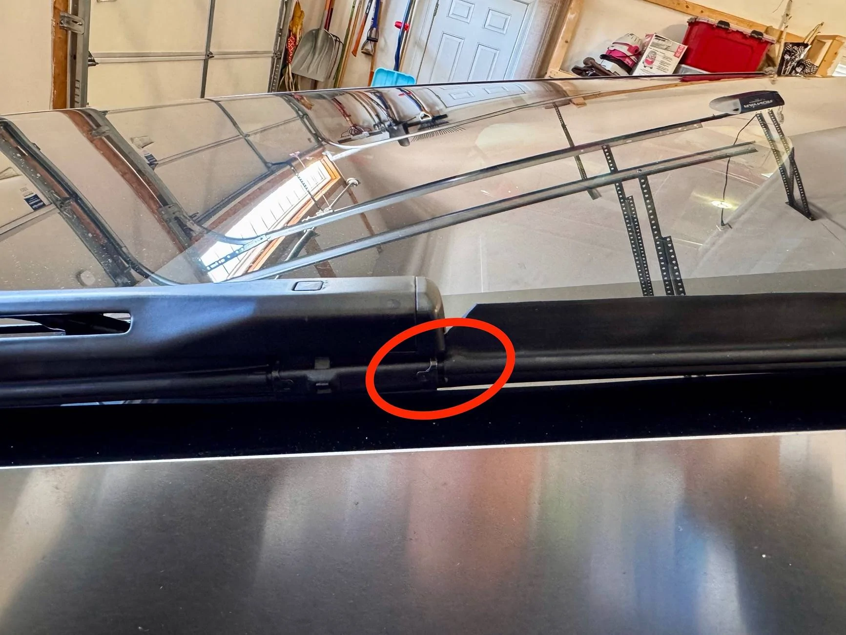 Tesla Cybertruck Windshield wiper/fluid not covering or cleaning evenly IMG_4805