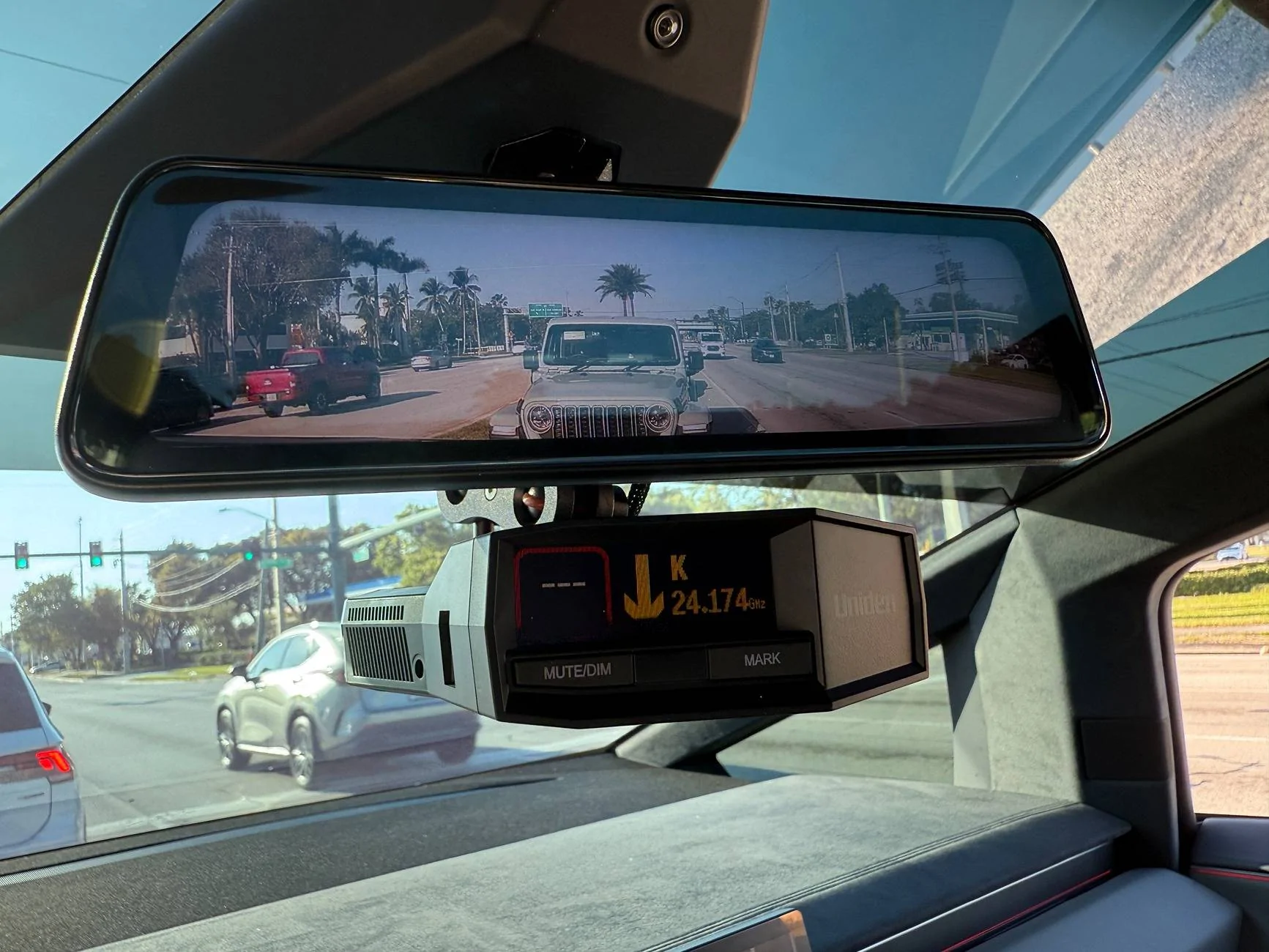 Tesla Cybertruck Rear View Camera Mirror by Hansshow IMG_1913