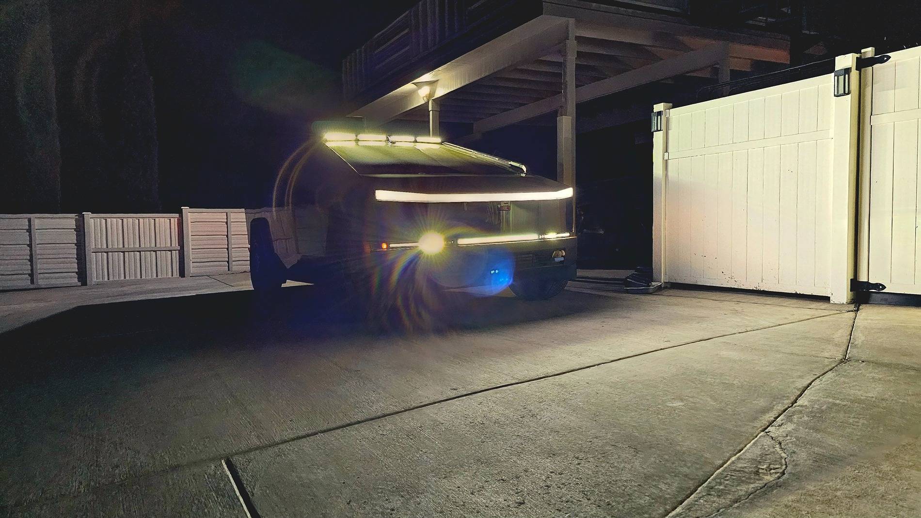 Tesla Cybertruck Daily random Cybertruck photos thread - Post Yours! 📸 🤳 20250302_184949