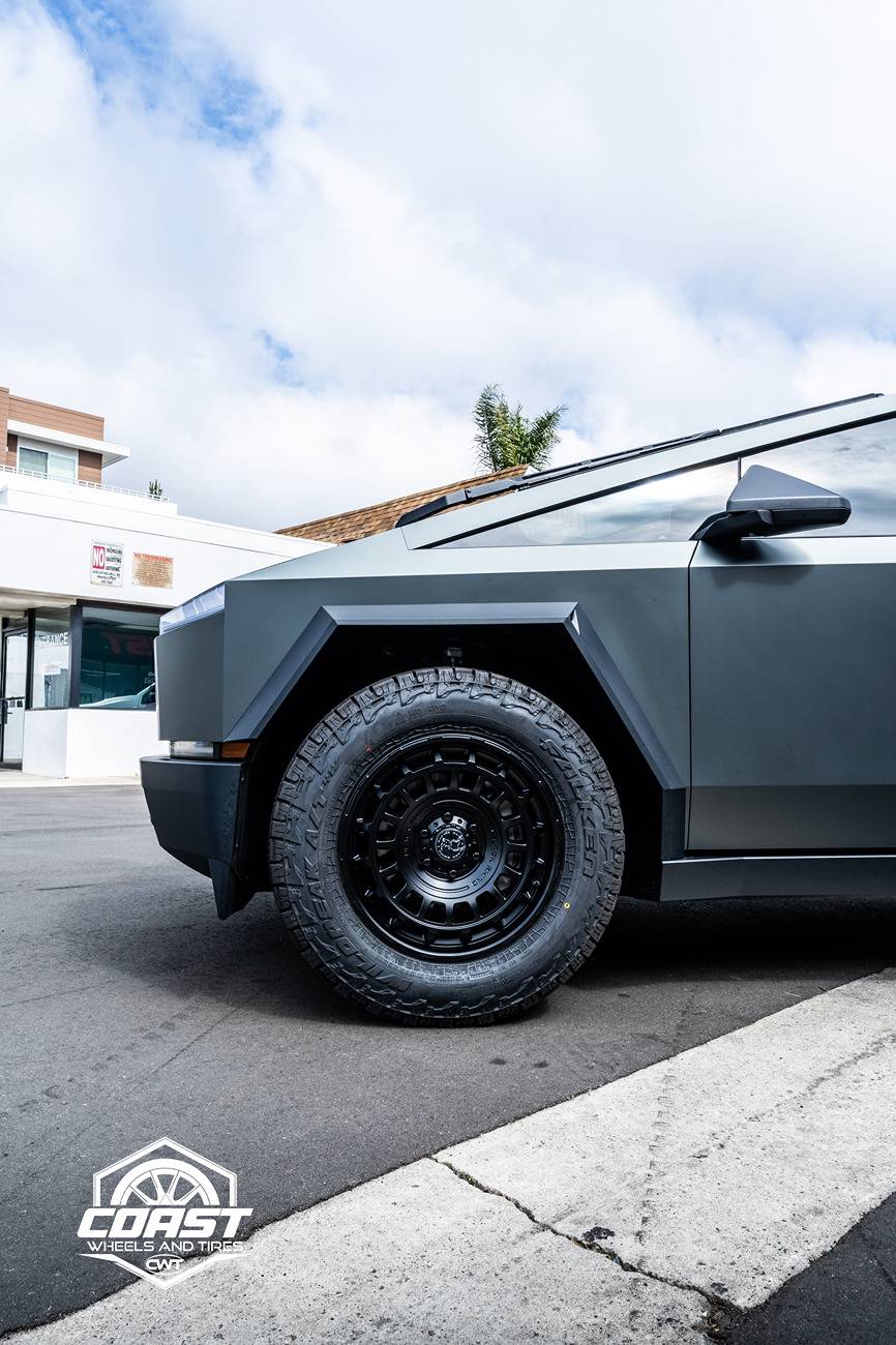 Tesla Cybertruck Simple and quick Cybertruck build: Satin Midnight Moss Wrap, 20" Black Rhino AWOL _DSC5487