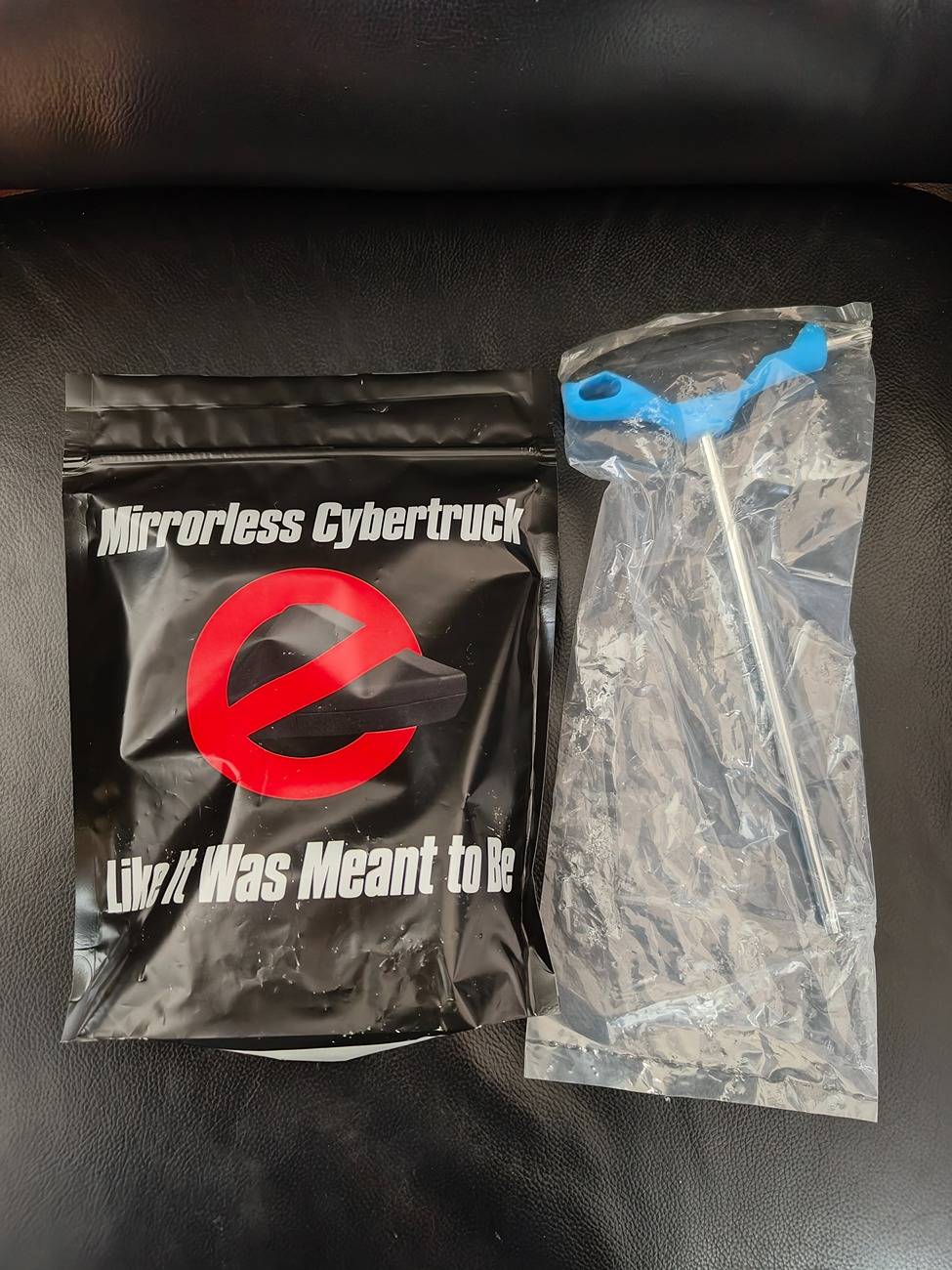 Tesla Cybertruck Mirror Delete TESBROS Cybertruck First...and Last Look IMG_20250306_135253058
