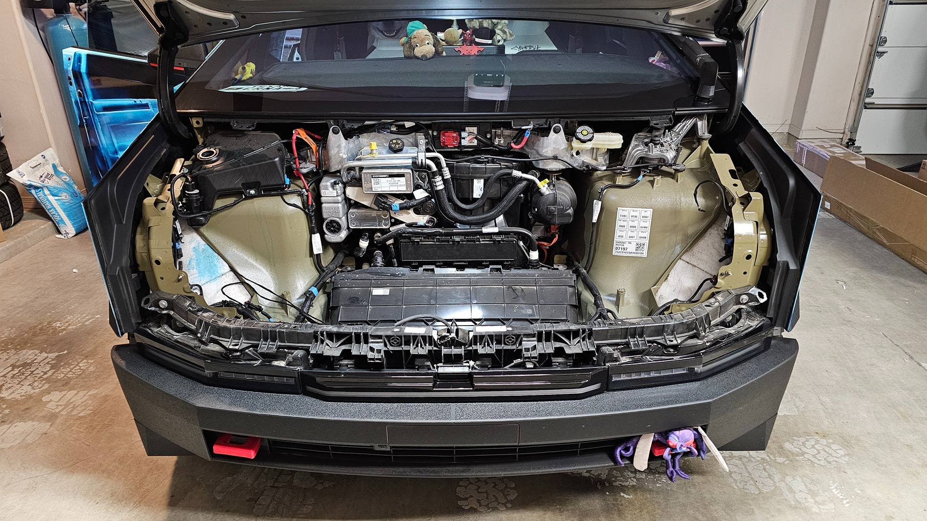 Tesla Cybertruck Black e-coating applied to Cybertruck castings starting mid-2024 20250223_181419