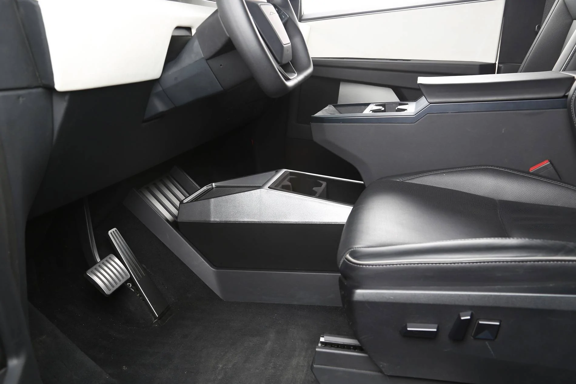 Tesla Cybertruck Big Discount!【Center console floor multi-purpose storage box by INAGOTAR ⚡】 IMG_1792