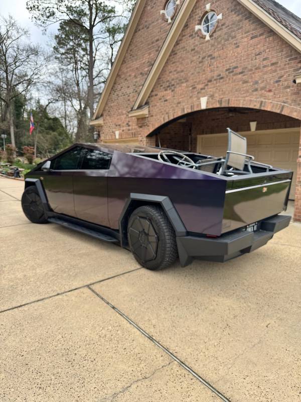 Tesla Cybertruck 🦾 Cybertruck doing truck stuff!  Post your photos! IMG_0099