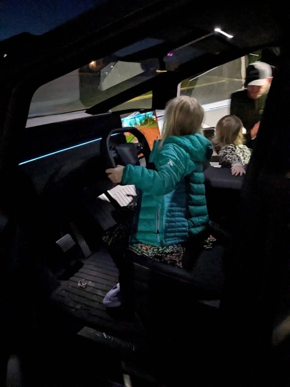 Tesla Cybertruck Public REACTIONS to Your Cybertruck (and Your Reaction)? [Admin Warning: NO POLITICS] PXL_20250306_025947558