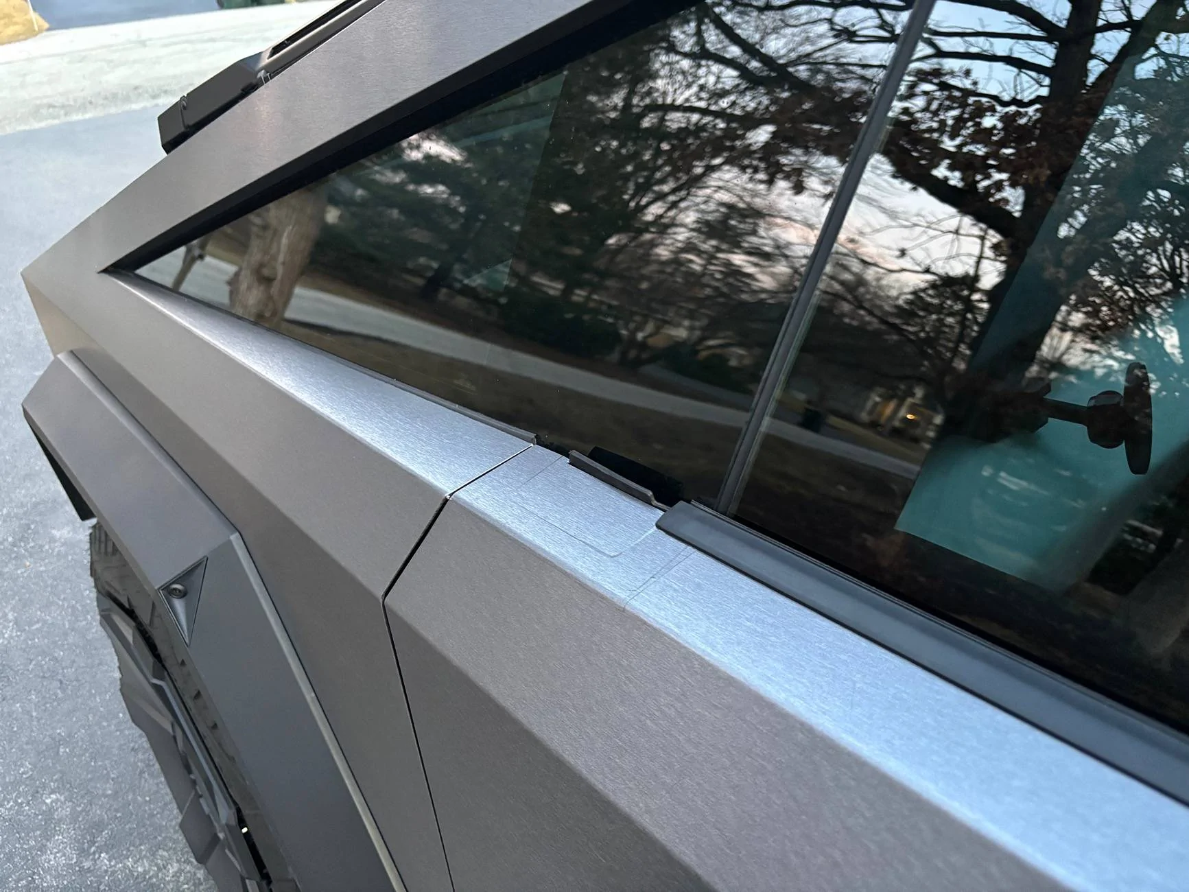 Tesla Cybertruck Mirror Delete: 100% Cybertruck Steel [TESBROS] IMG_4495