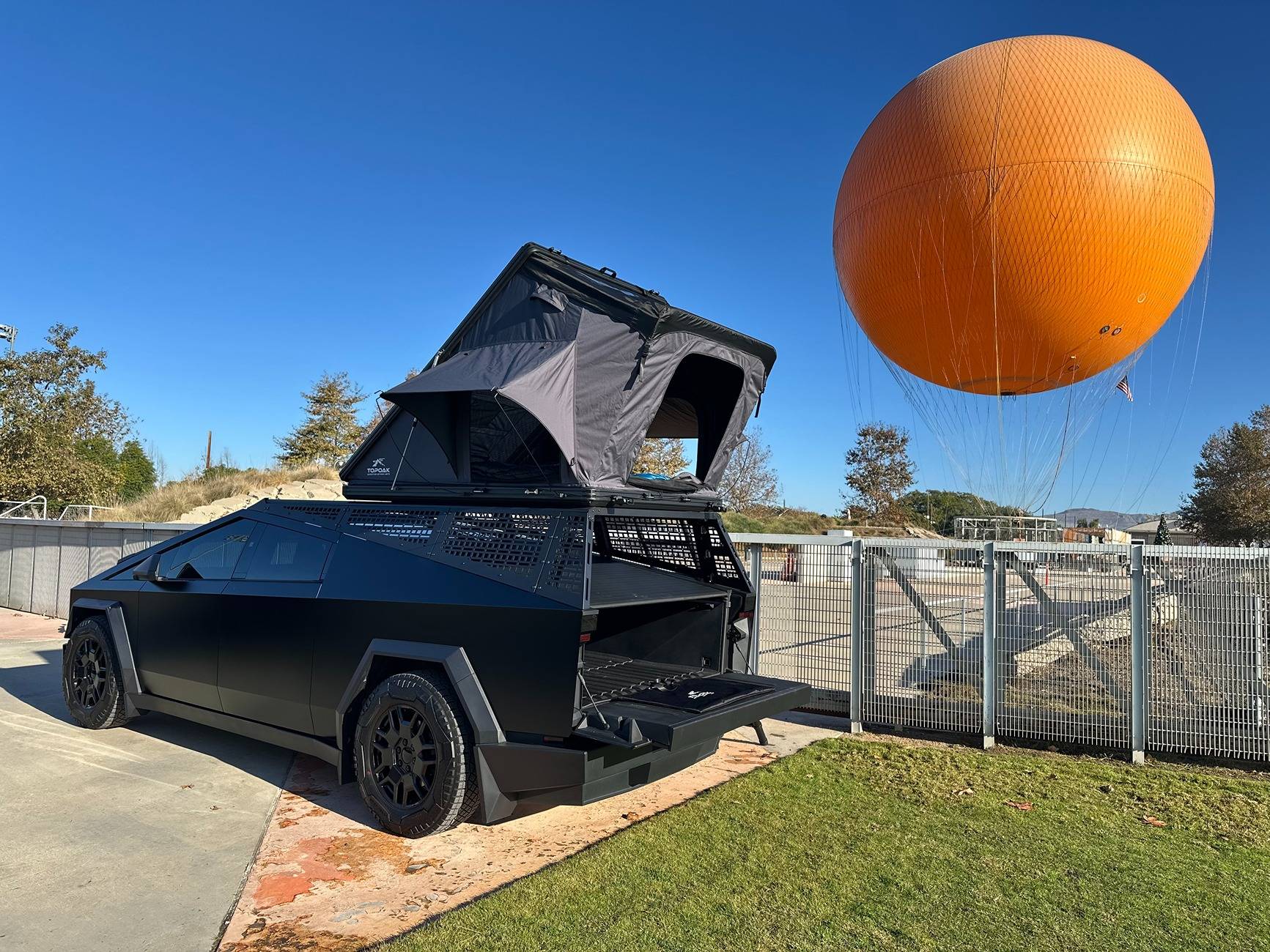 Tesla Cybertruck Urander Rack Mega Thread – Post Your Setup! IMG_2599 2.JPEG