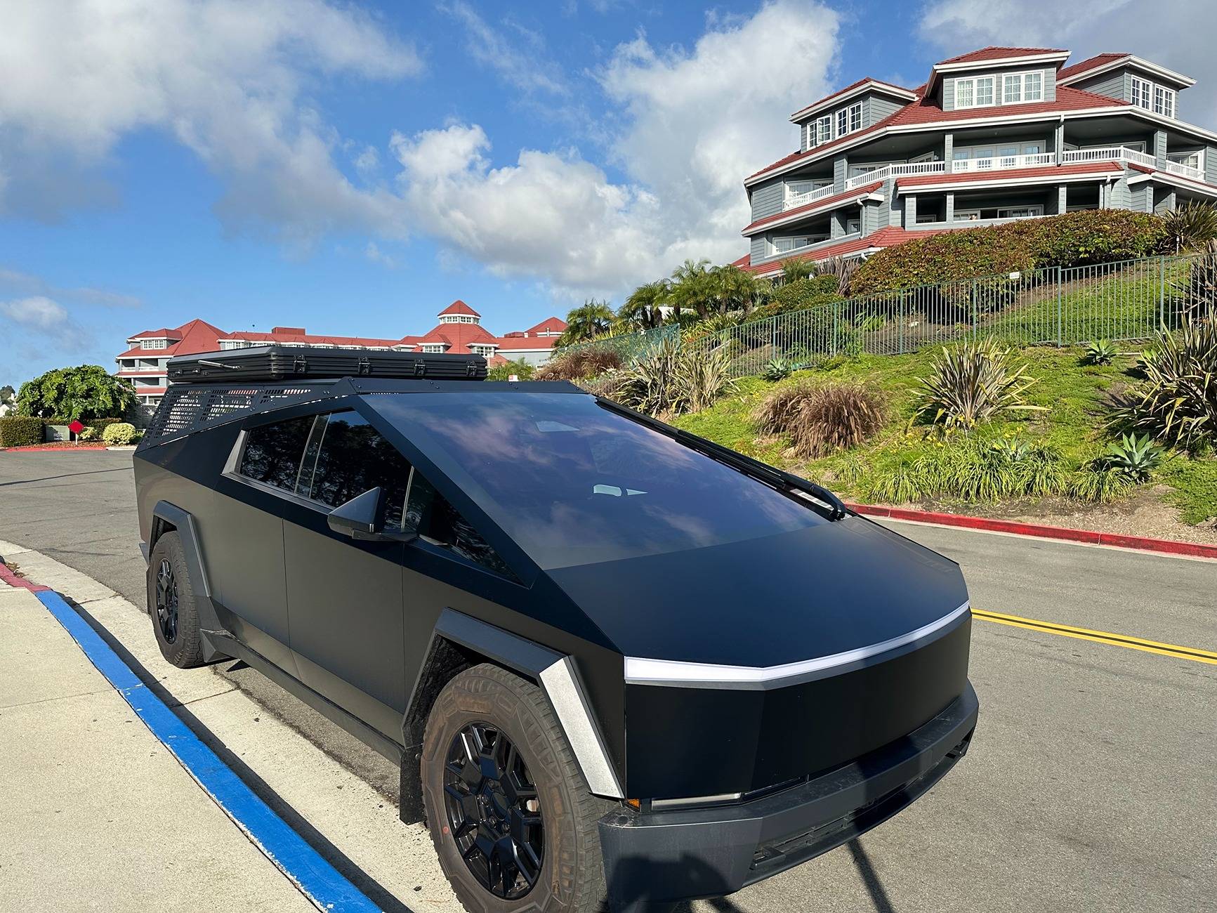 Tesla Cybertruck Urander Rack Mega Thread – Post Your Setup! IMG_2425.JPEG