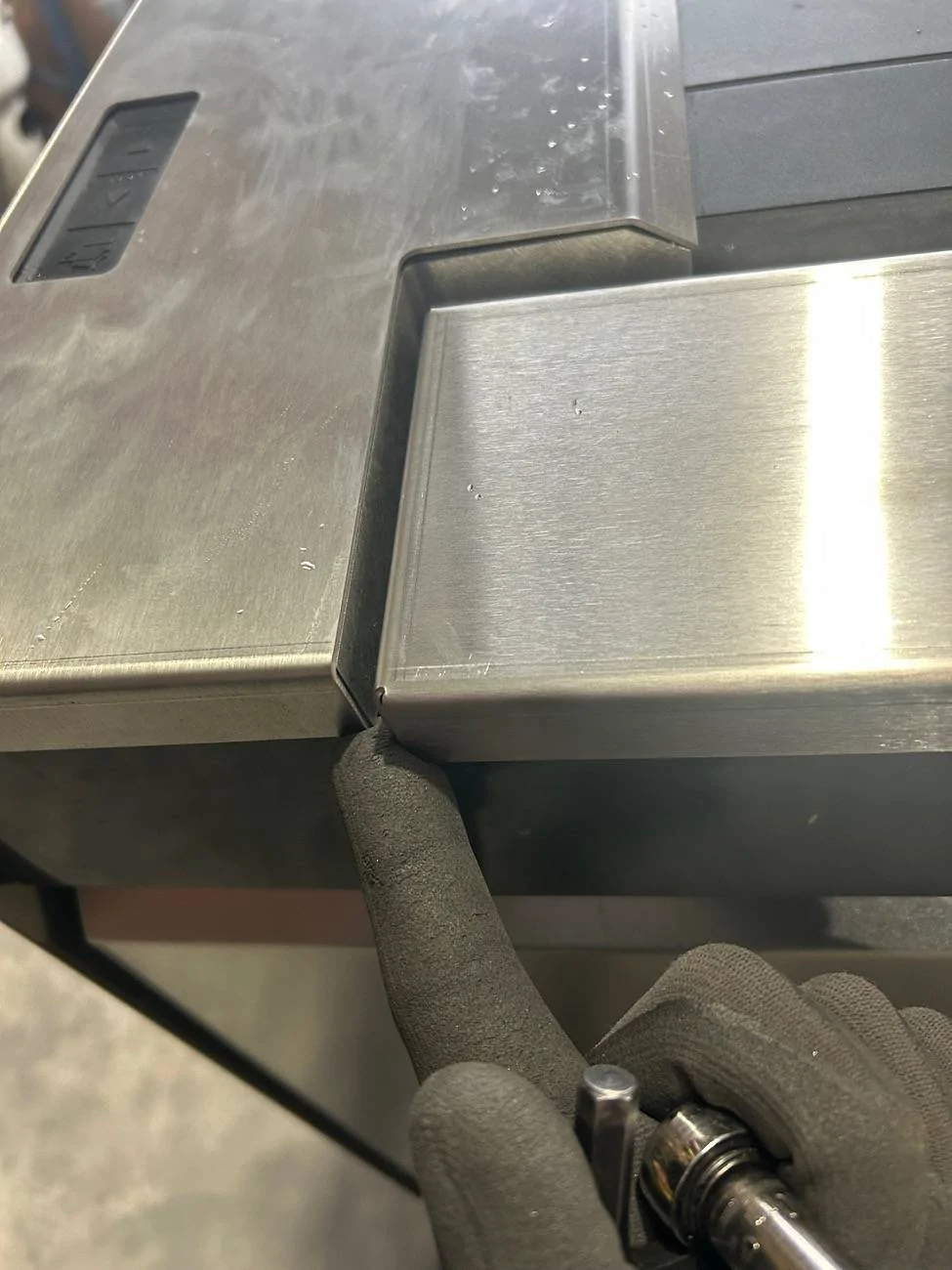Tesla Cybertruck Stainless tailgate cap and sail panels IMG_5797