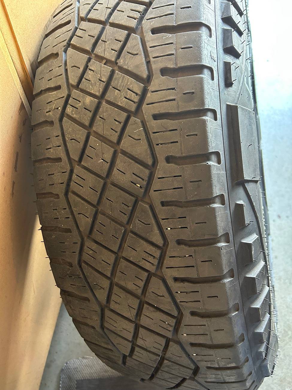Tesla Cybertruck For Sale -2 Rims/Tire/TPMS IMG_2040