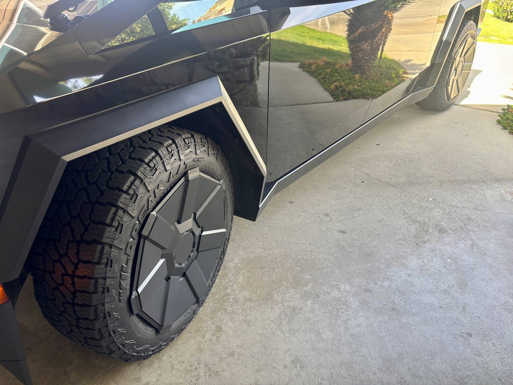 Tesla Cybertruck Replaced Goodyears with Falken Wildpeak AT4W tires -- review & photos IMG_5873