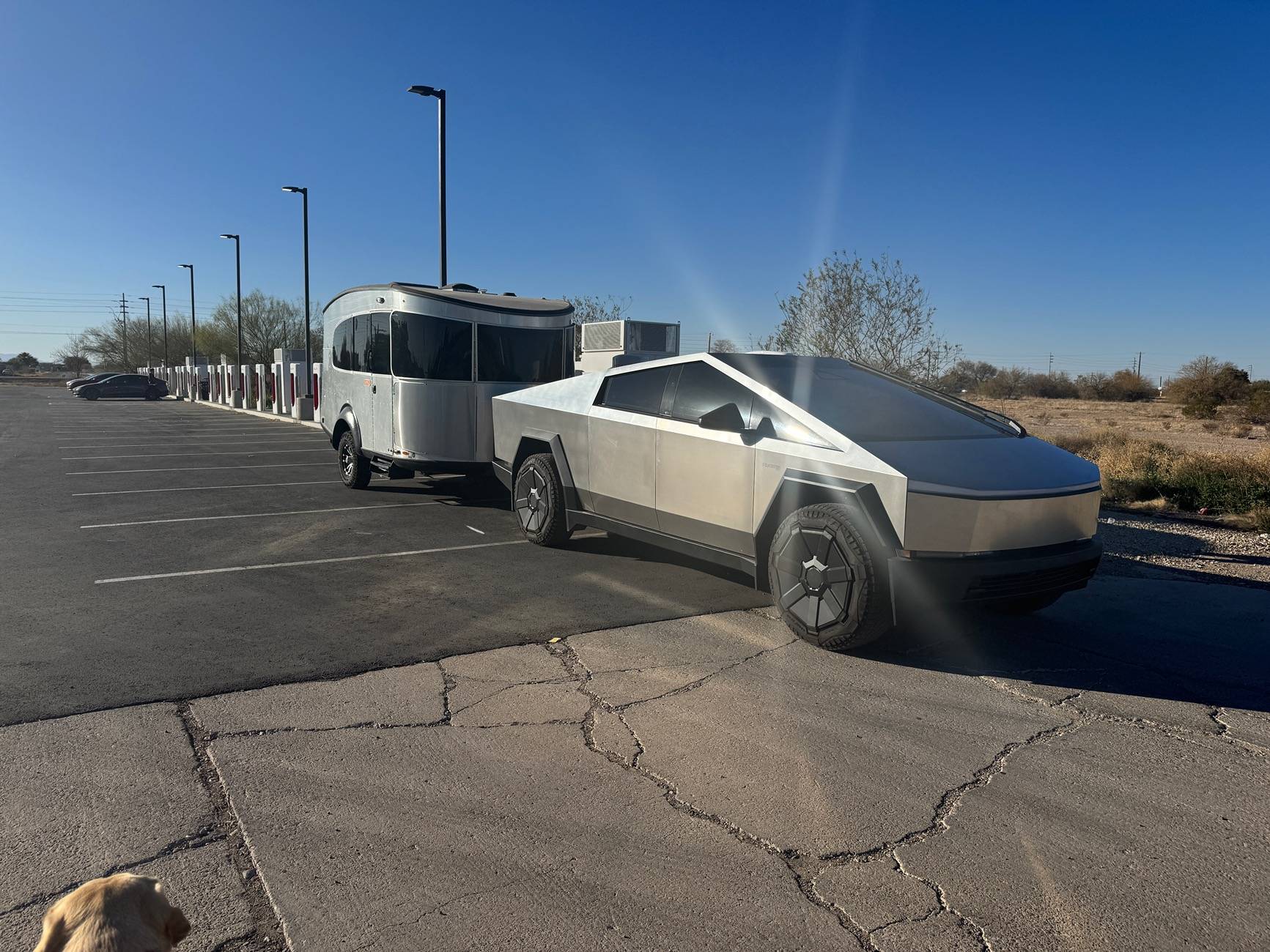 Tesla Cybertruck Getting 175 mile range estimate while towing trailer & bikes in bed + towing tips IMG_3102