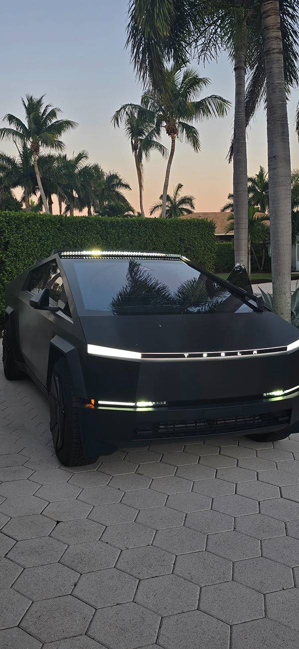 Tesla Cybertruck Foundation Series Light Bar Waiting Room 20250318_193046