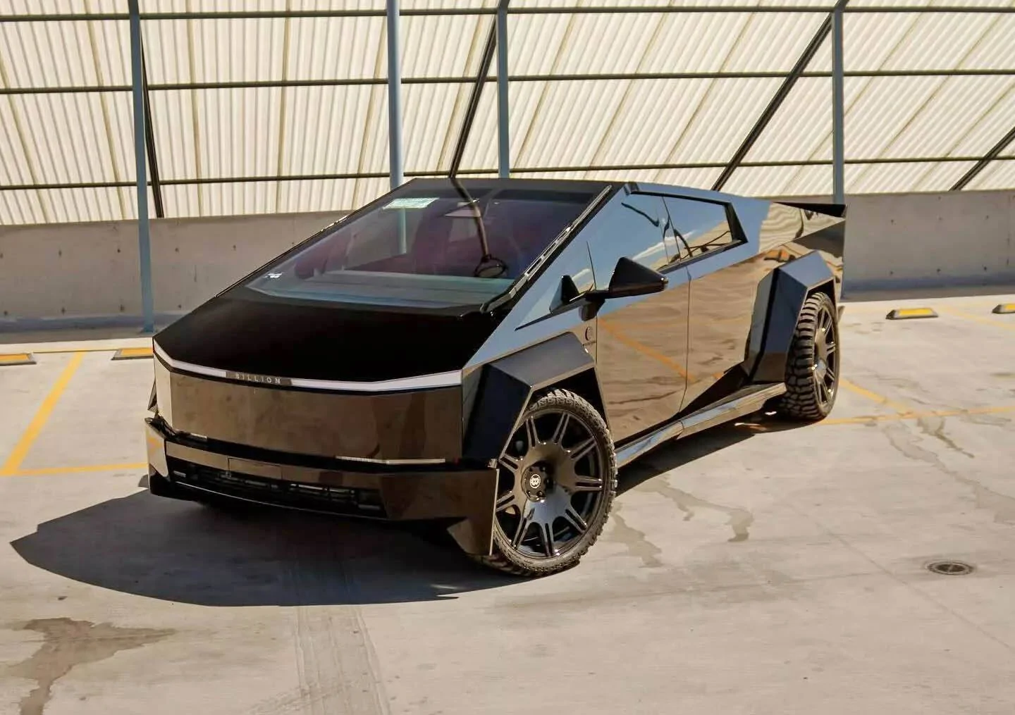 Tesla Cybertruck Widebody Cybertruck on 26" Wheels Tesla-Cybertruck-Widebody-17