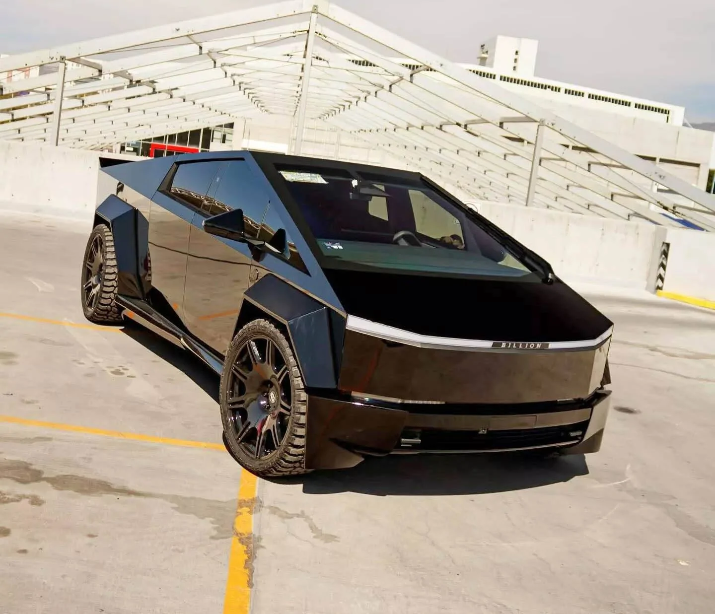 Tesla Cybertruck Widebody Cybertruck on 26" Wheels Tesla-Cybertruck-Widebody-16