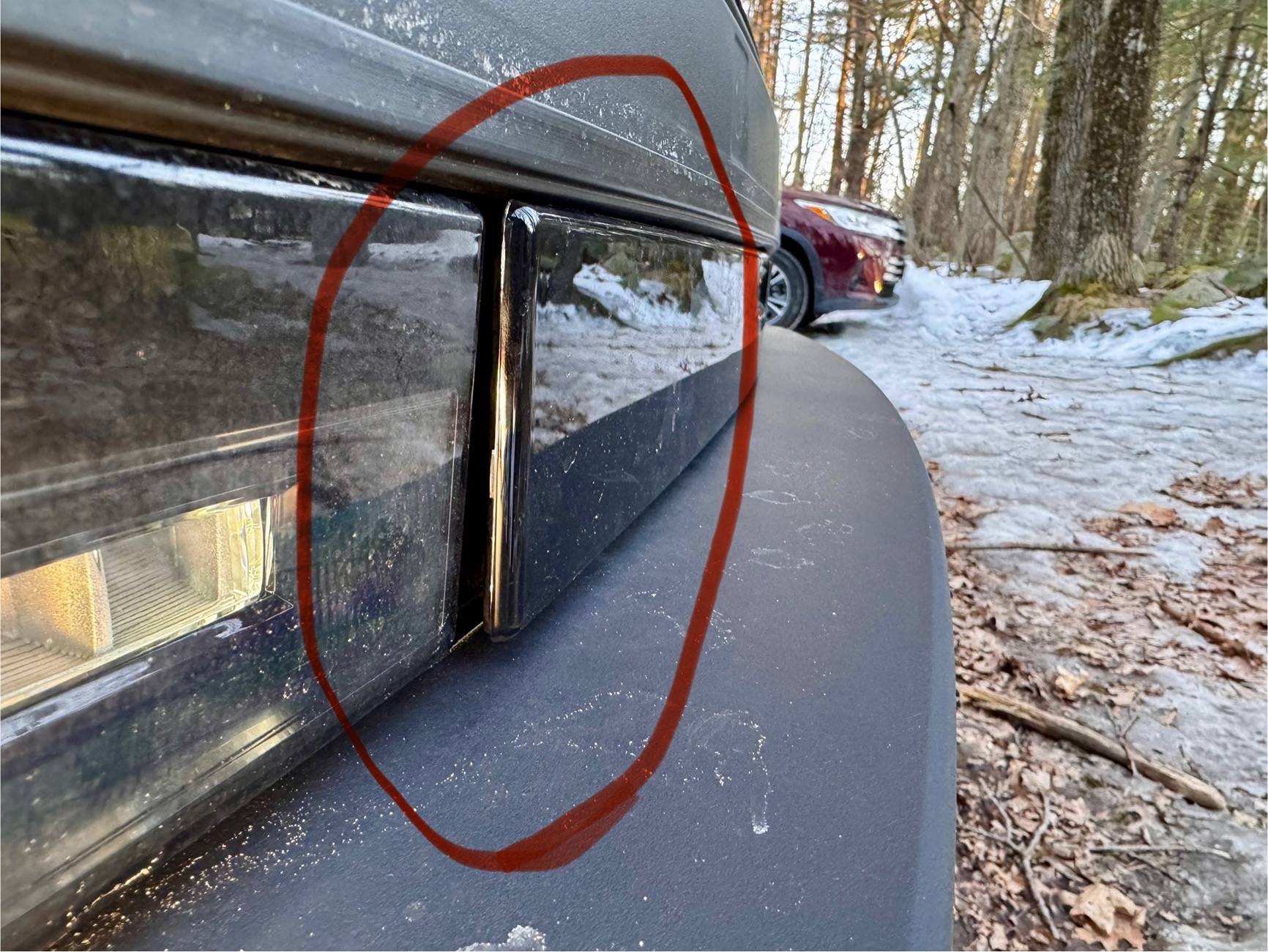Tesla Cybertruck Loose panels fix for trucks on hold? IMG_4821