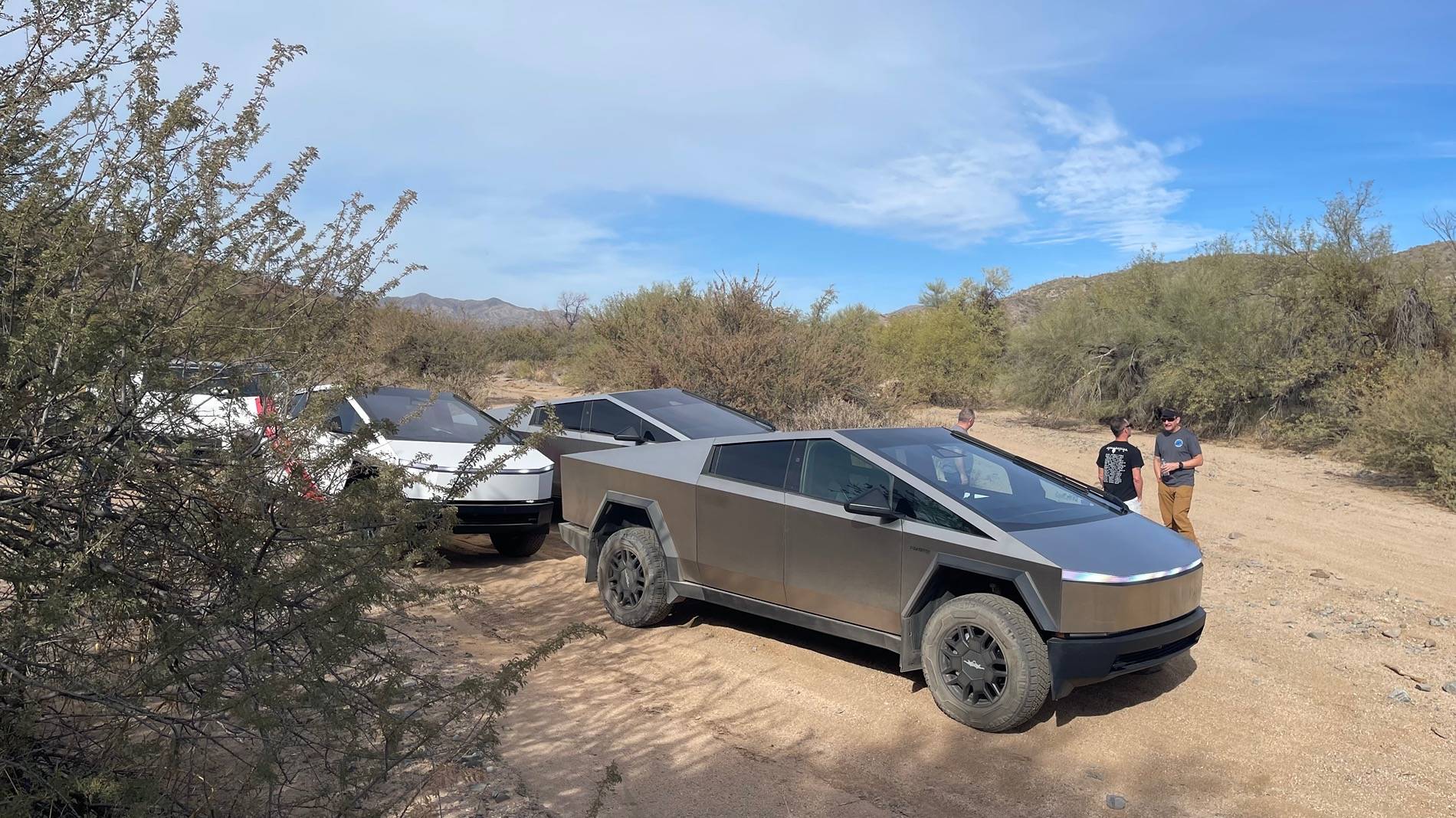 Tesla Cybertruck Phoenix Cybertruck off-roaders? IMG_6793