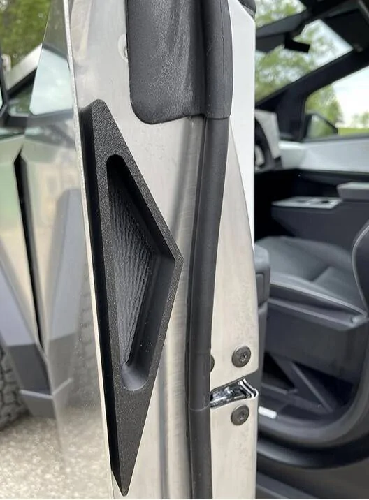 Tesla Cybertruck Reducing Finger Prints? Screenshot 2025-03-21 at 4.29.25 PM