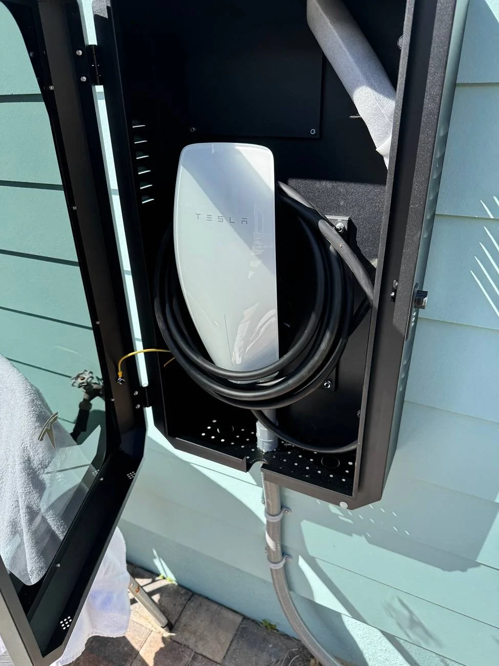 Tesla Cybertruck New Outdoor Charger Install for Cybertruck Delivery 3/29! tempImageKoyJmG
