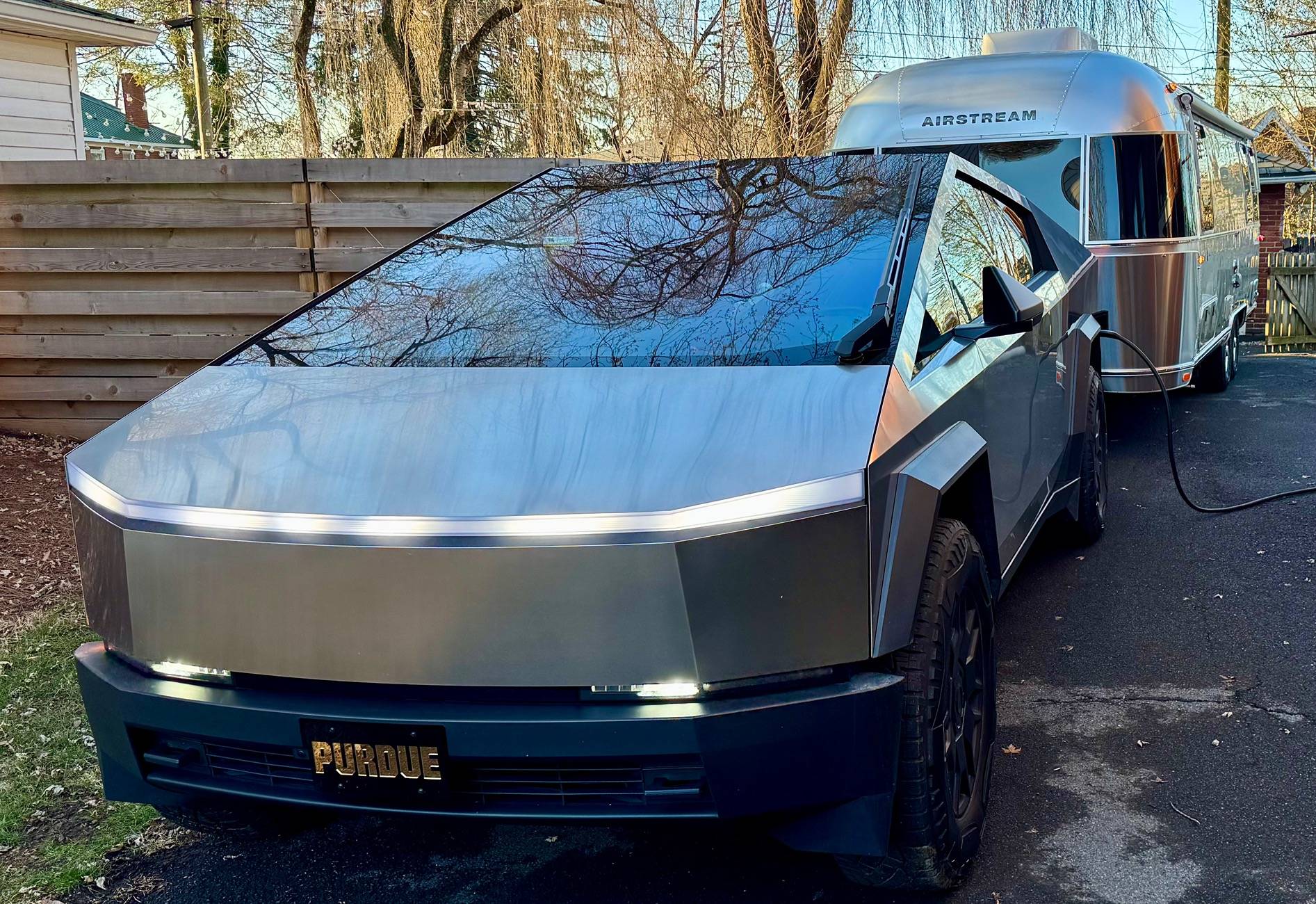 Tesla Cybertruck What does your camping setup look like? IMG_1937