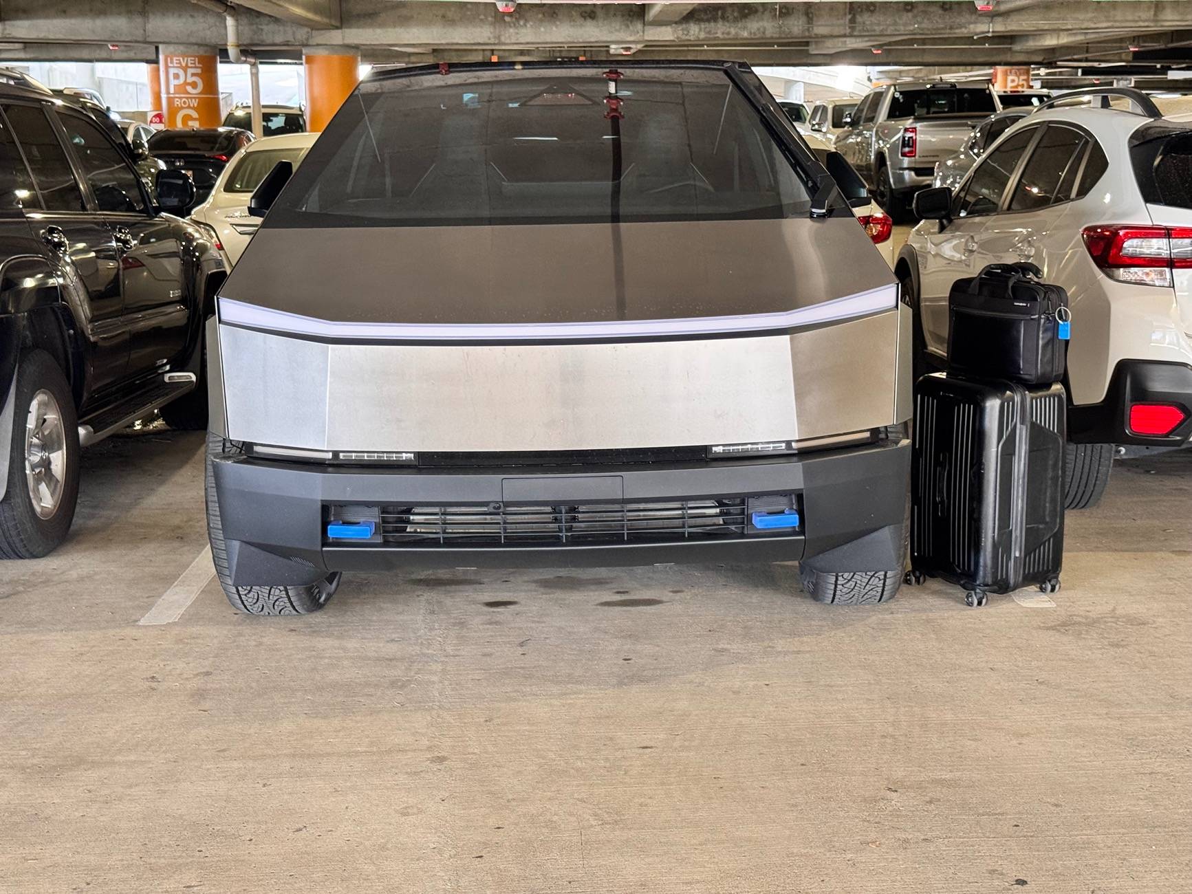 Tesla Cybertruck Park Assist- when you really want a “pucker up” experience… IMG_4906