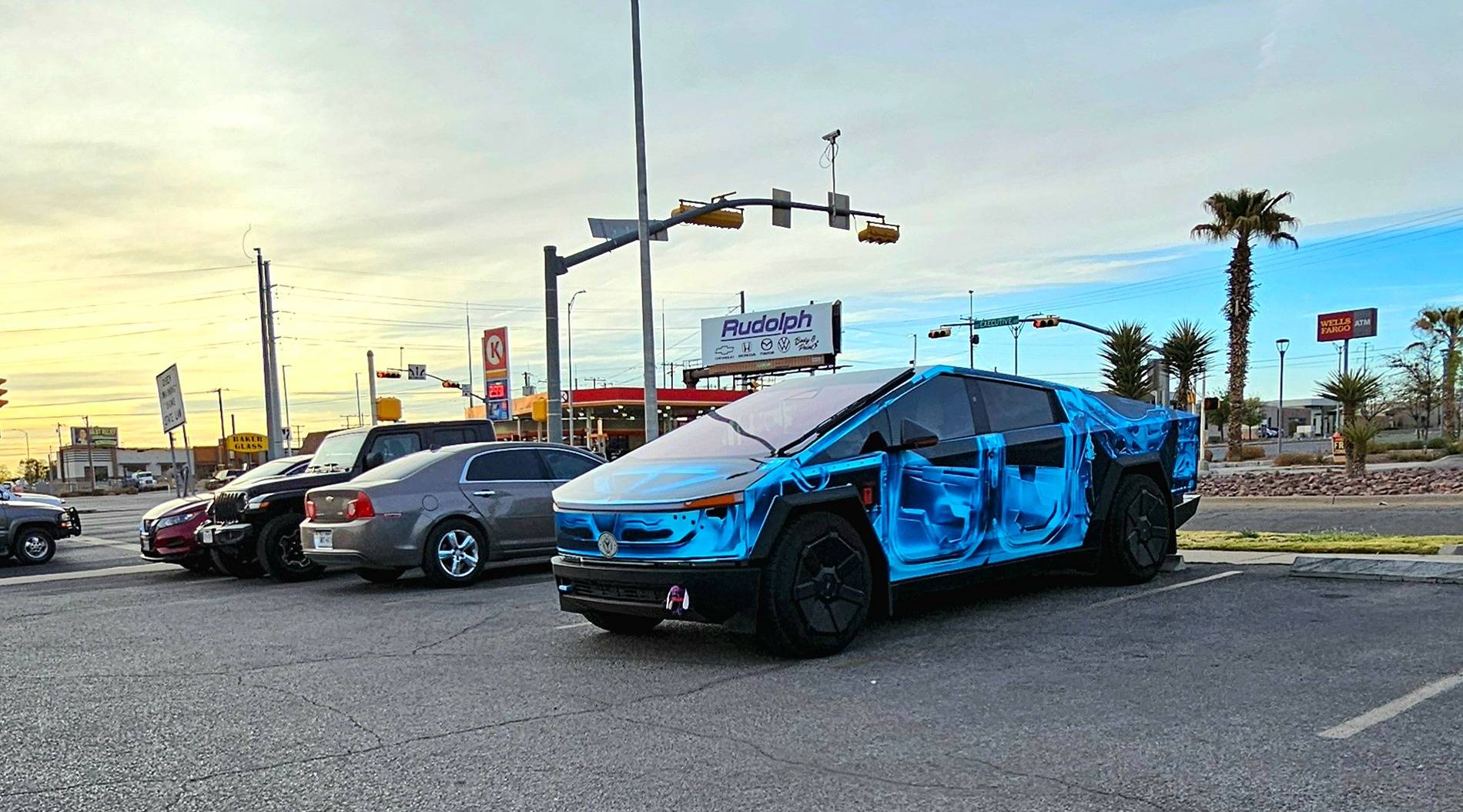 Tesla Cybertruck Daily random Cybertruck photos thread - Post Yours! 📸 🤳 20250325_184038