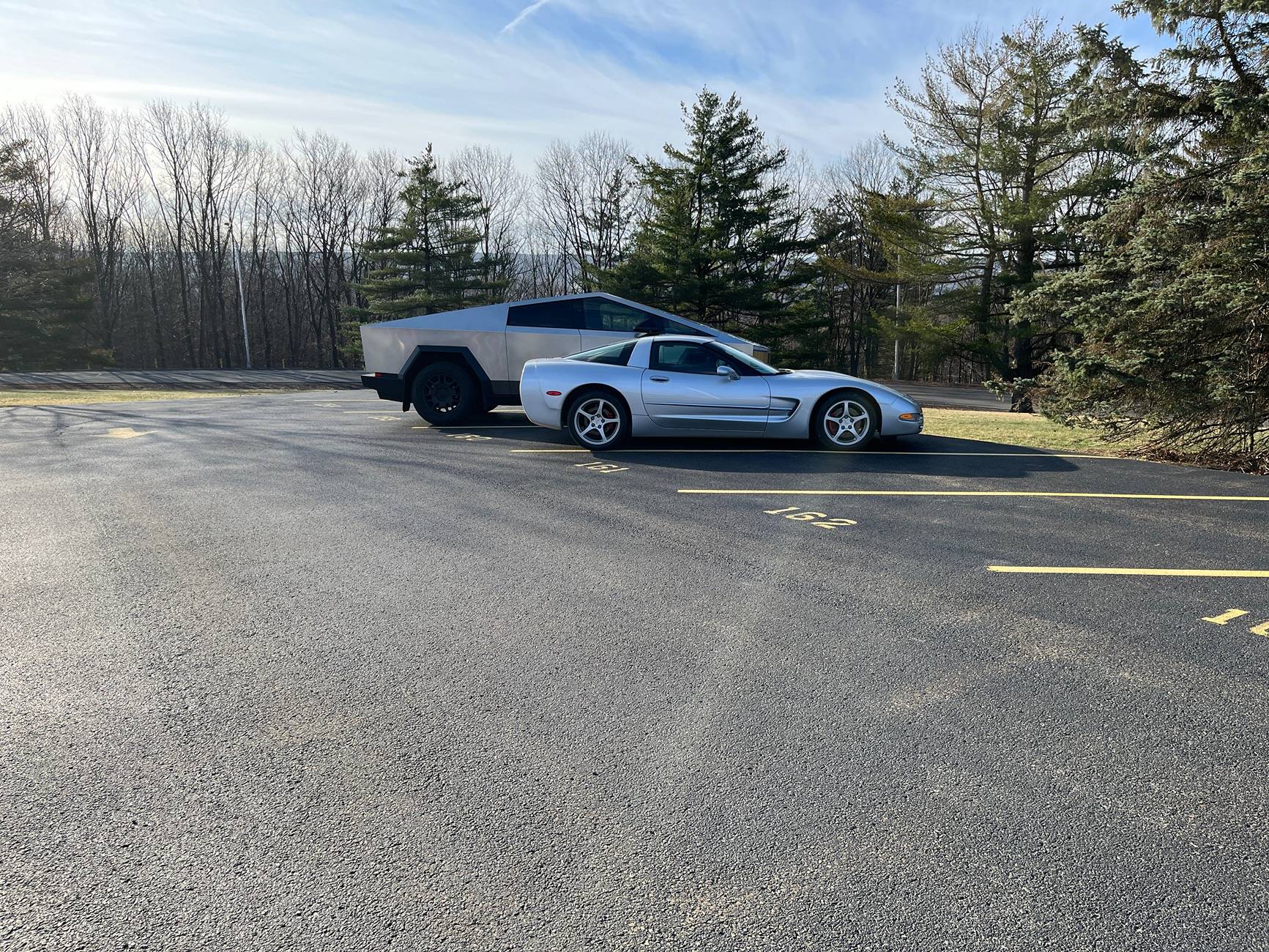 Tesla Cybertruck Daily random Cybertruck photos thread - Post Yours! 📸 🤳 IMG_2050