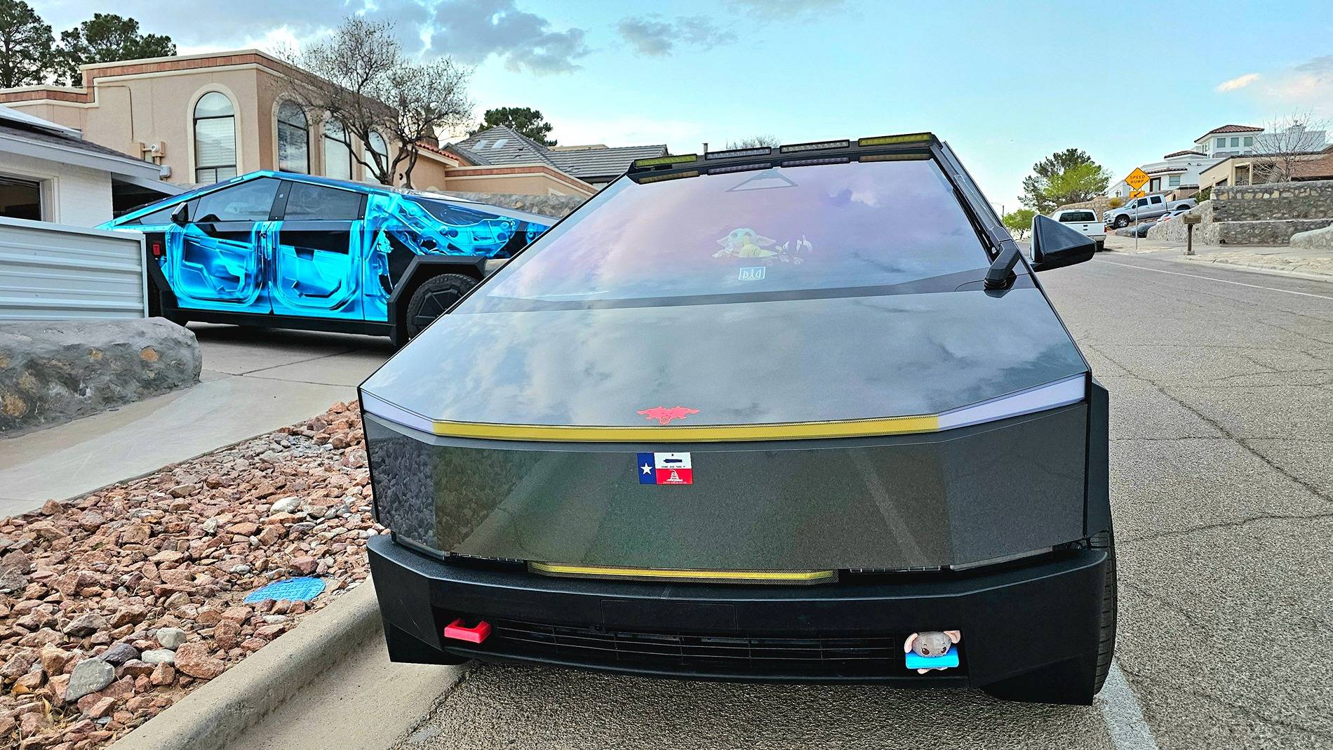 Tesla Cybertruck Daily random Cybertruck photos thread - Post Yours! 📸 🤳 20250327_192148