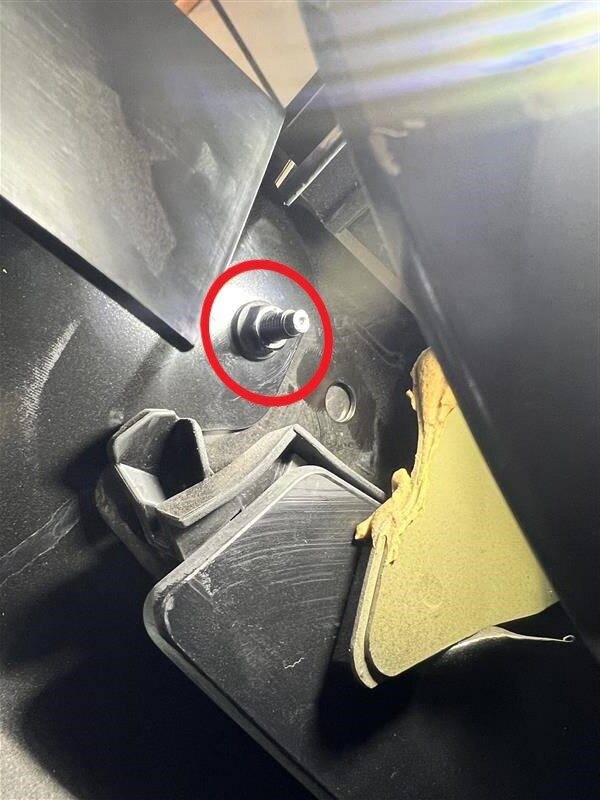 Tesla Cybertruck Cant Rail Replacement Fix - Service Bulletin (SB-25-10-001) published yesterday GUID-23661F63-2A93-4EF1-BE7E-1E9B5C740323-online-en-US