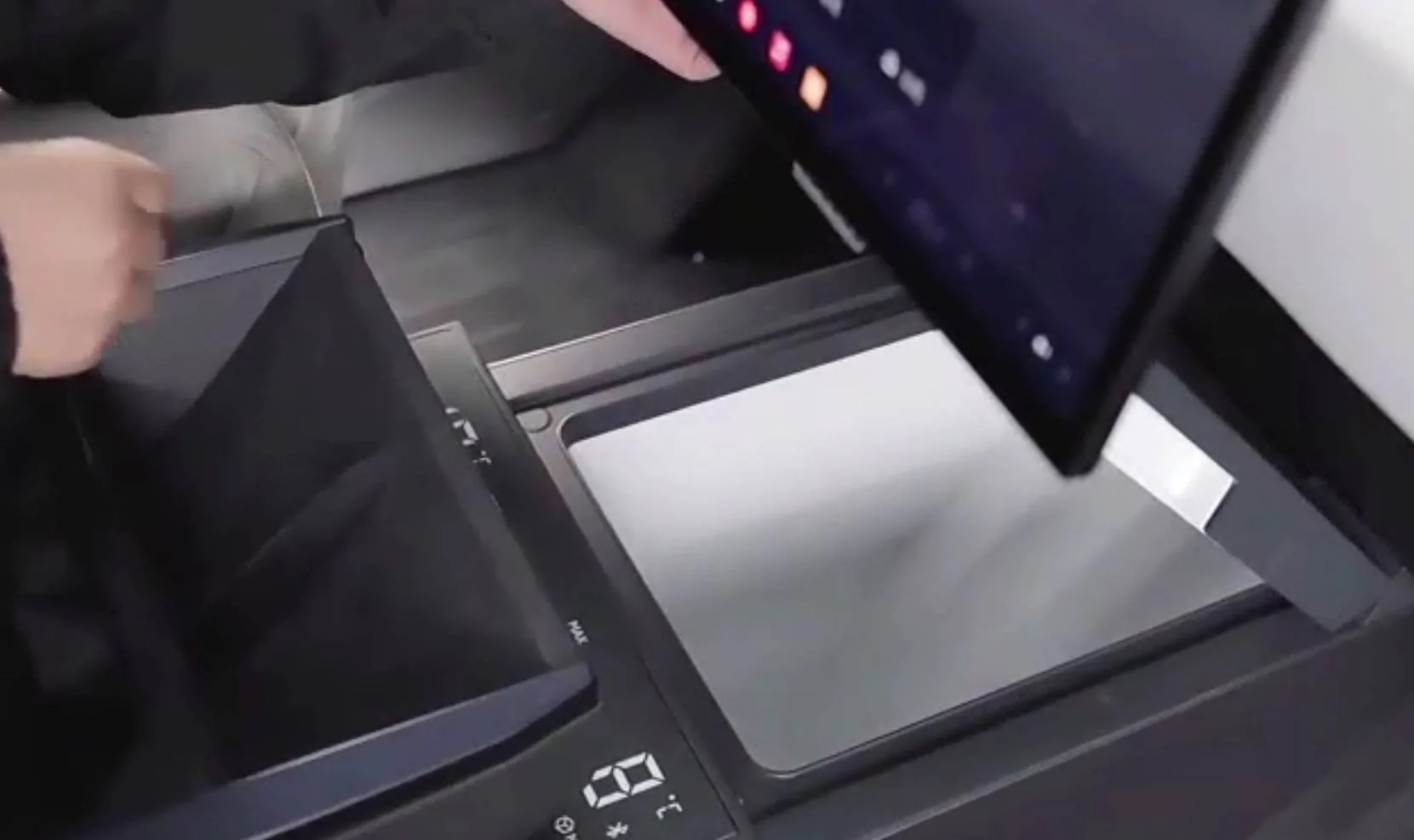 Tesla Cybertruck Center Console Cooler – Final Early Bird Units Remaining! IMG_4238