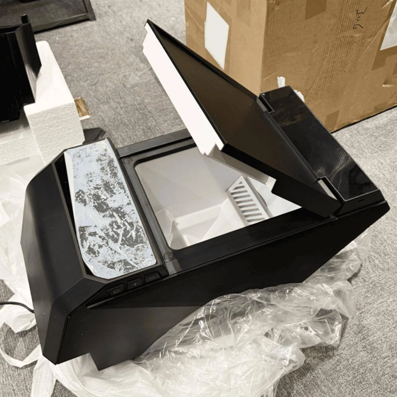 Tesla Cybertruck Center Console Floor Refrigerator for Cybertruck! By [CyberGear] c16cbf1e3420dc3789d2fd913154e220