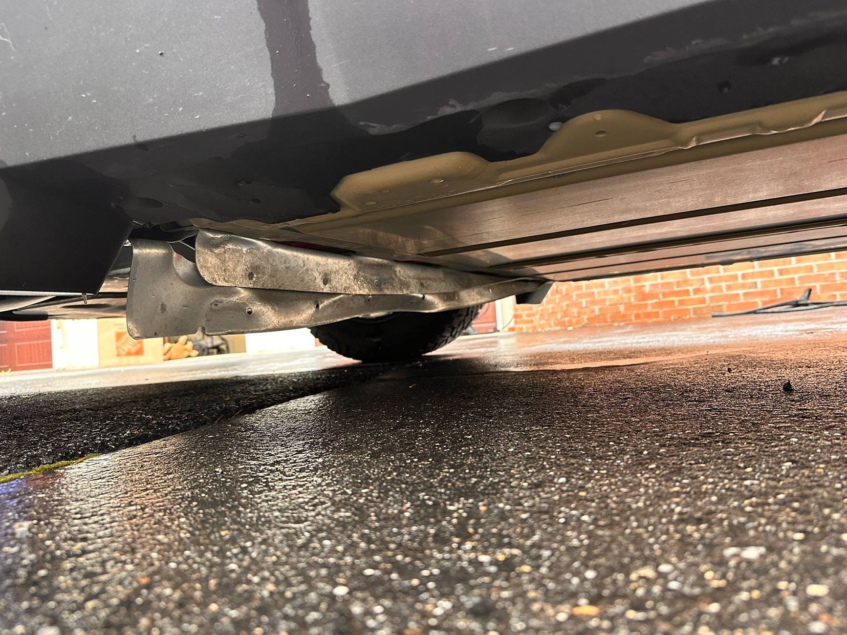Tesla Cybertruck Metal peeling off the bottom 0e79fc95-8a81-4f01-80c9-80ec9d10e75a
