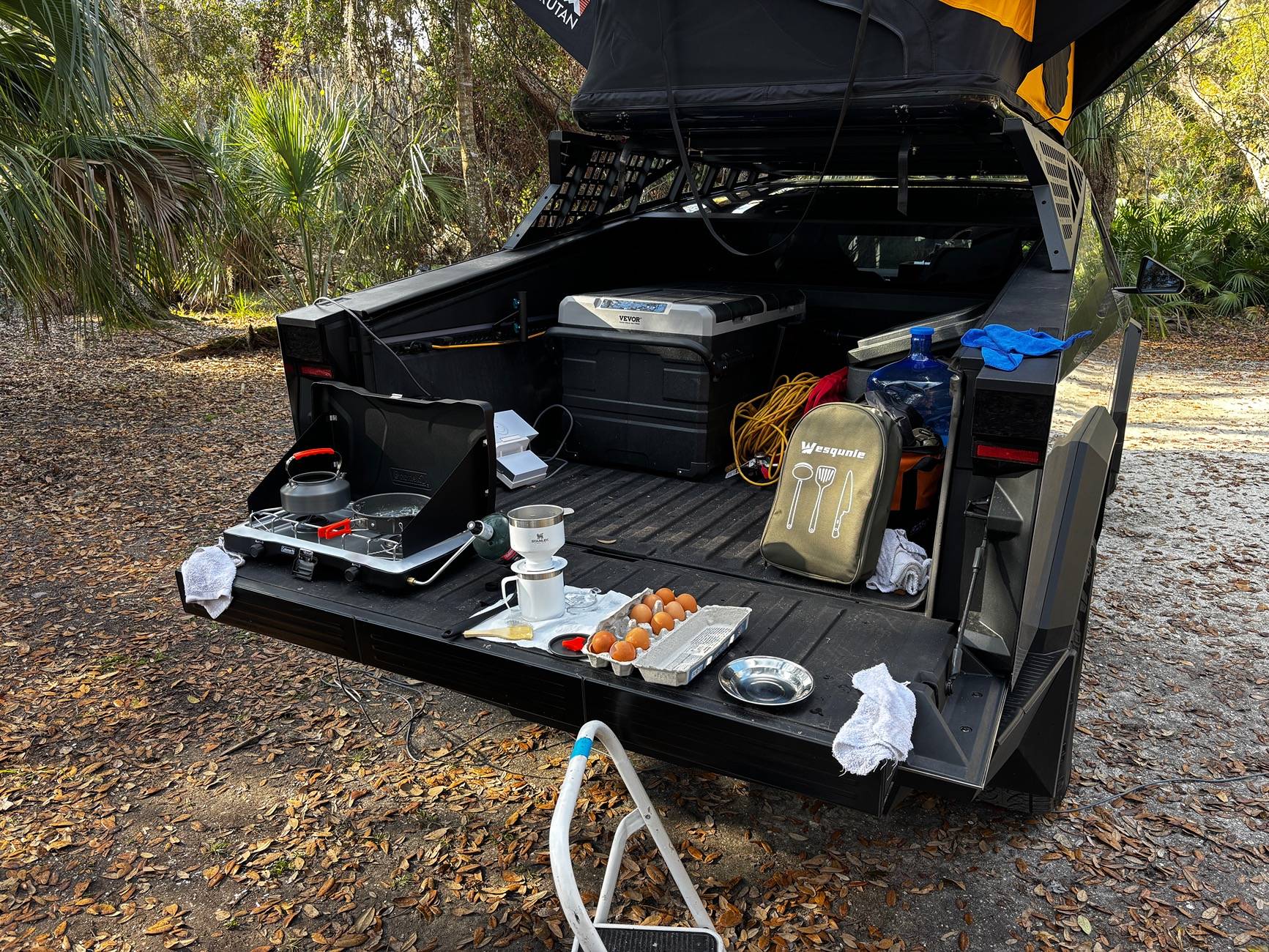 Tesla Cybertruck What does your camping setup look like? IMG_7502