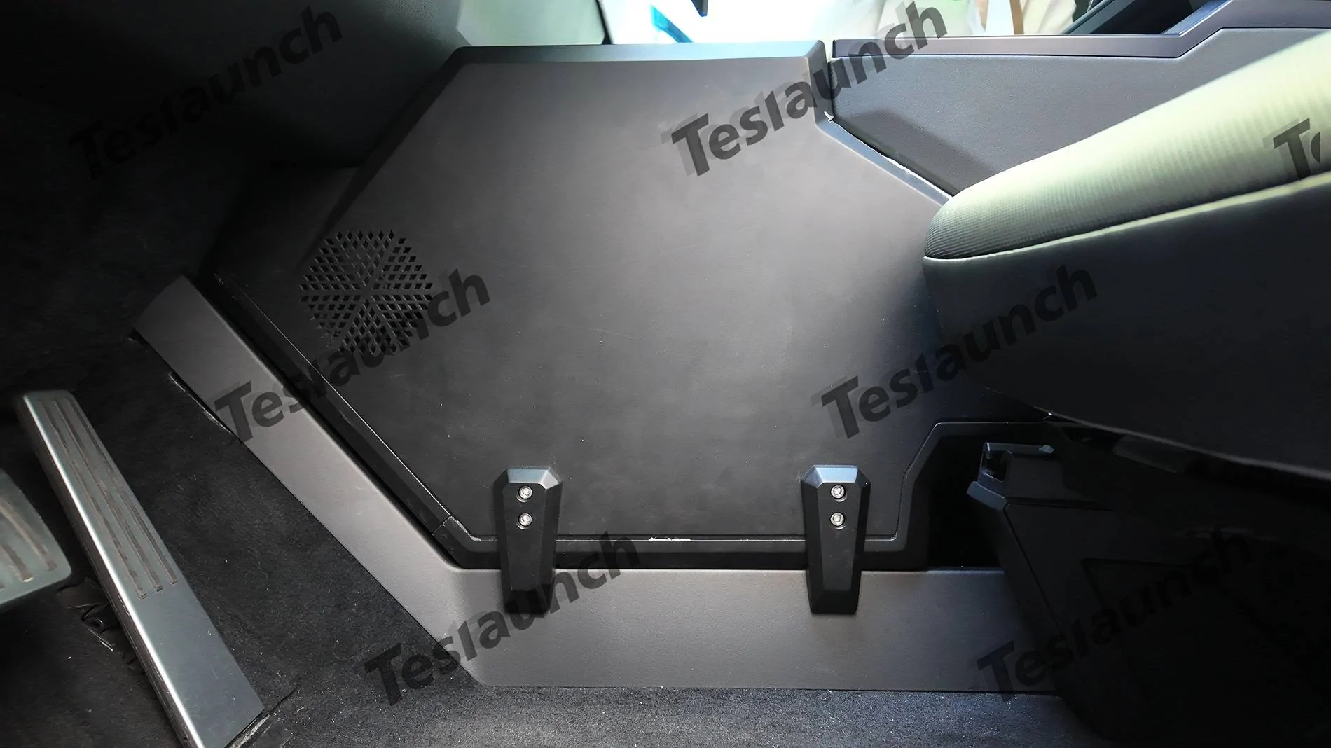 Tesla Cybertruck Cybertruck Center Console Refrigerator is Now Live & V2.0 Refrigerator is in Development! - by Teslaunch CT3