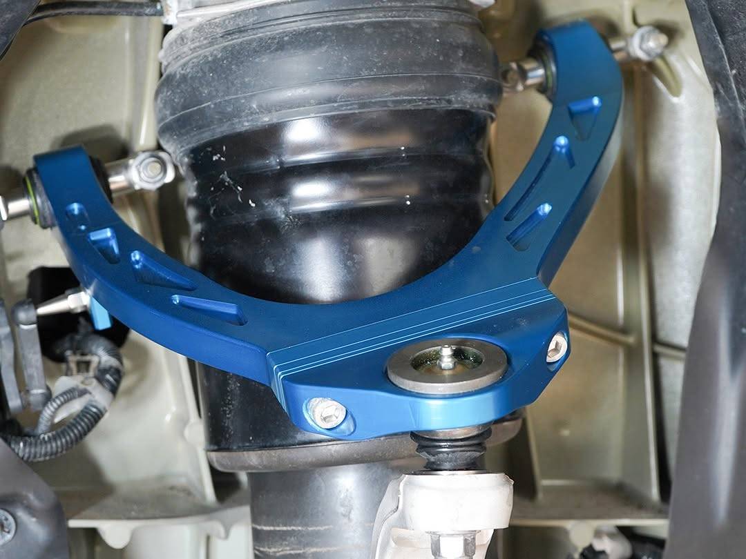 Tesla Cybertruck Cybertruck engineers bend upper control arm in testing CybertruckFUCA4