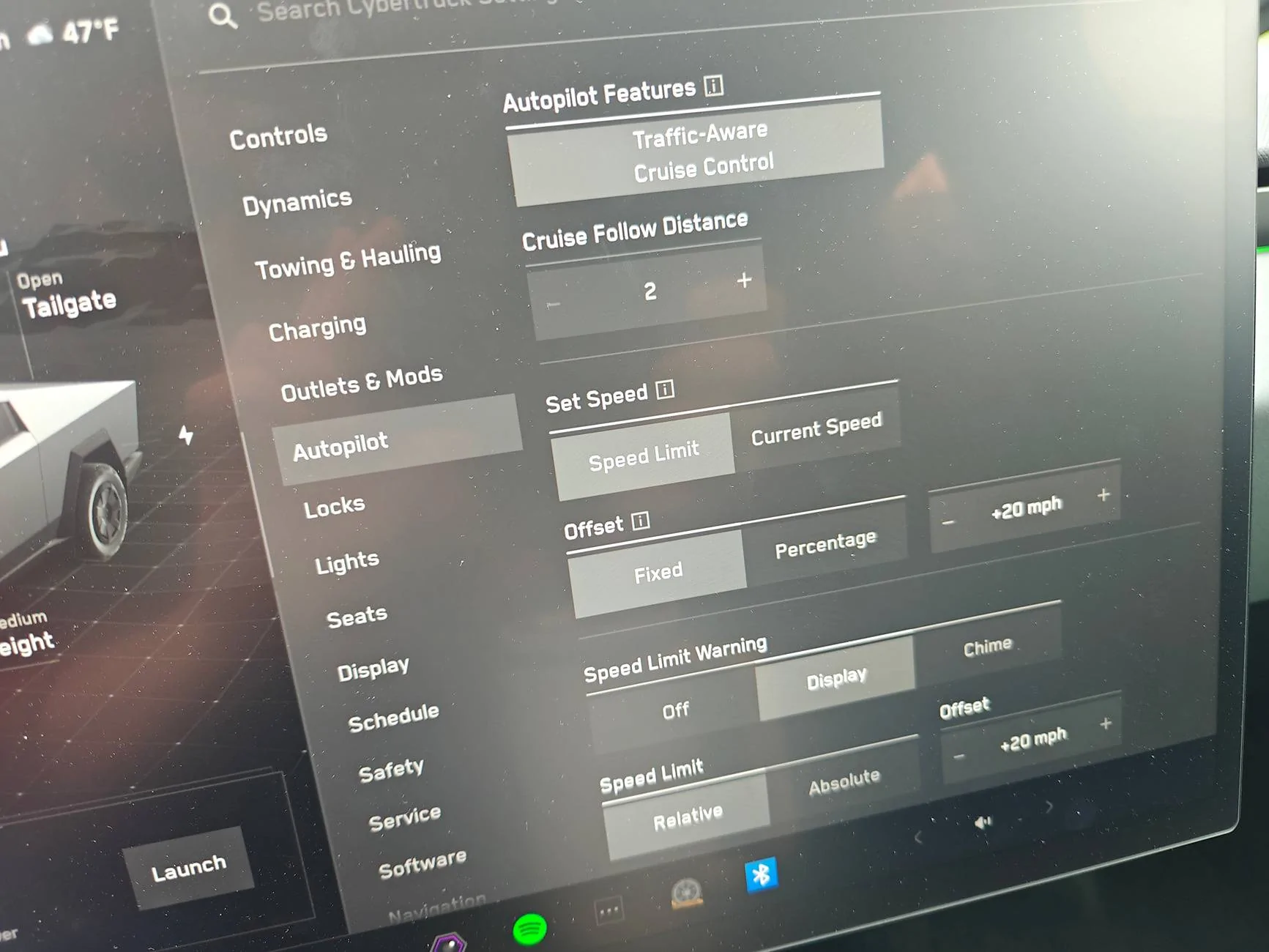 Tesla Cybertruck Truck doesn't have Autosteer? IMG20250402102230